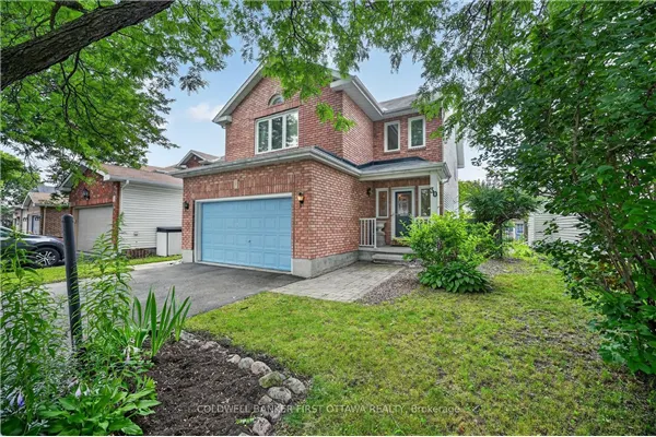30 Rideaucrest Drive