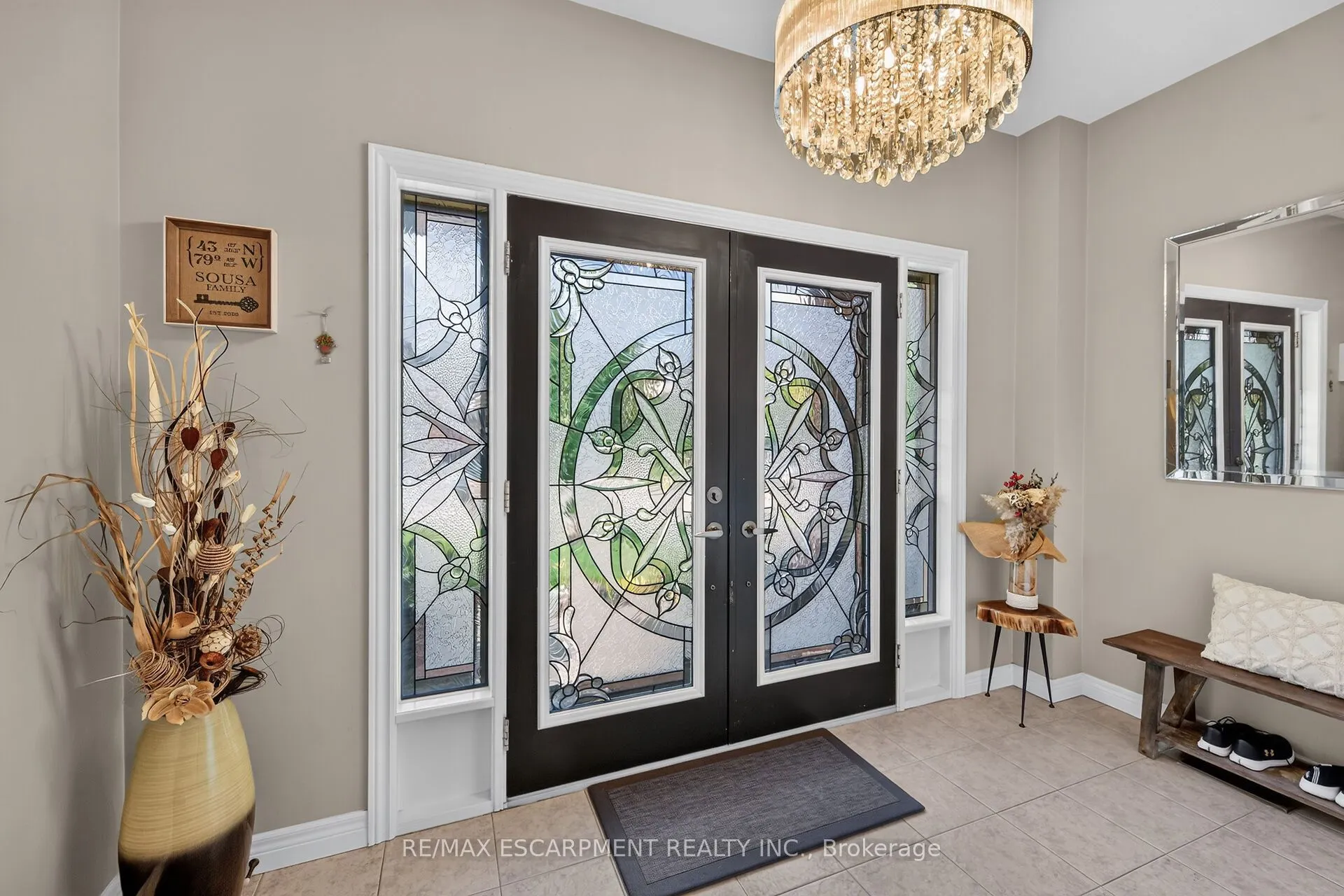68 GARINGER Crescent