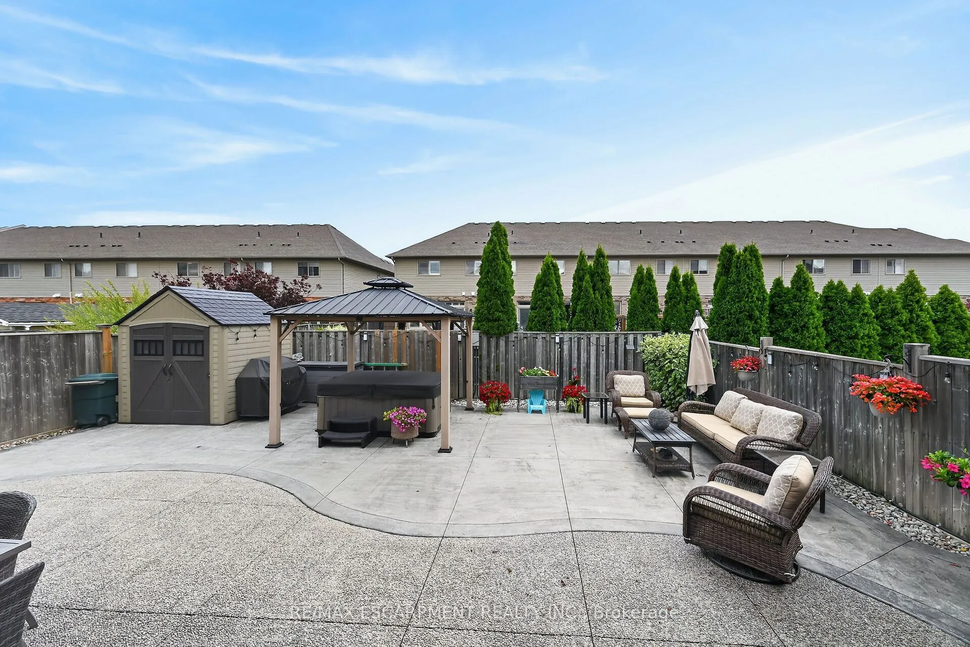 68 GARINGER Crescent