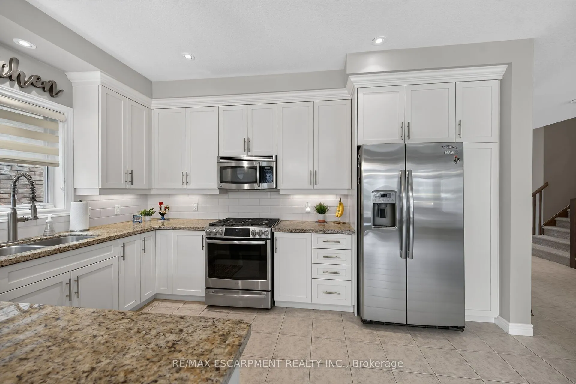 68 GARINGER Crescent