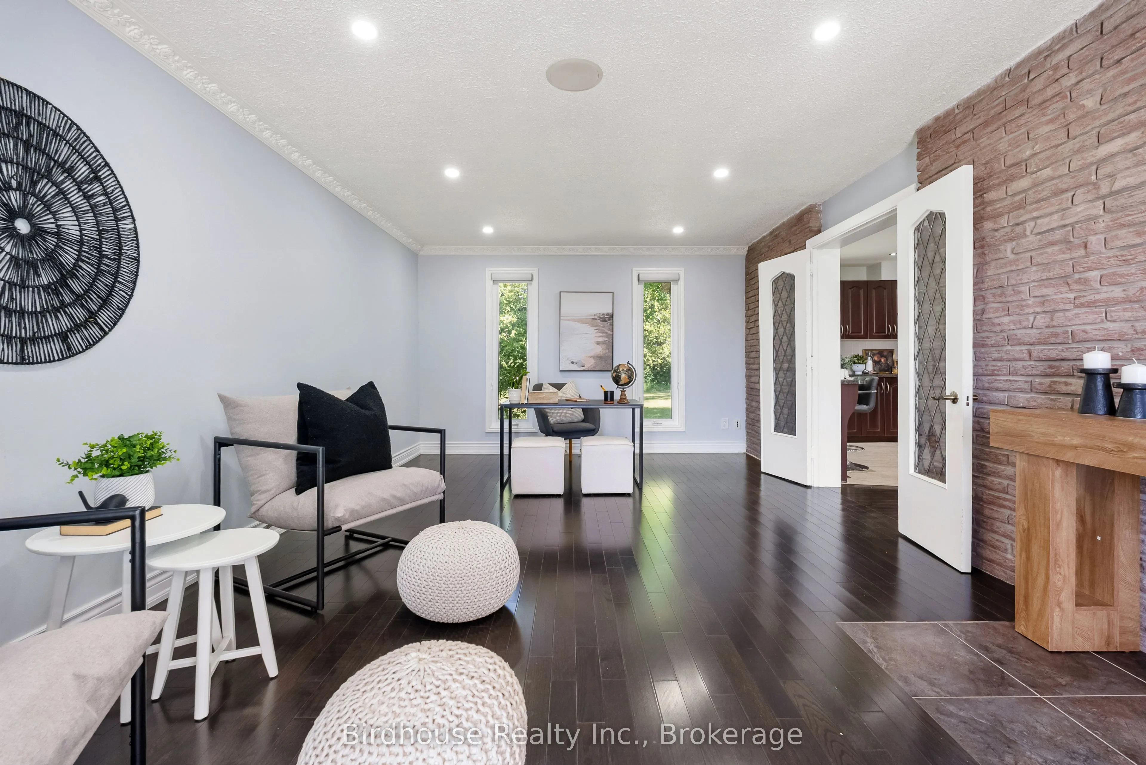 36 Sugar Bush Road