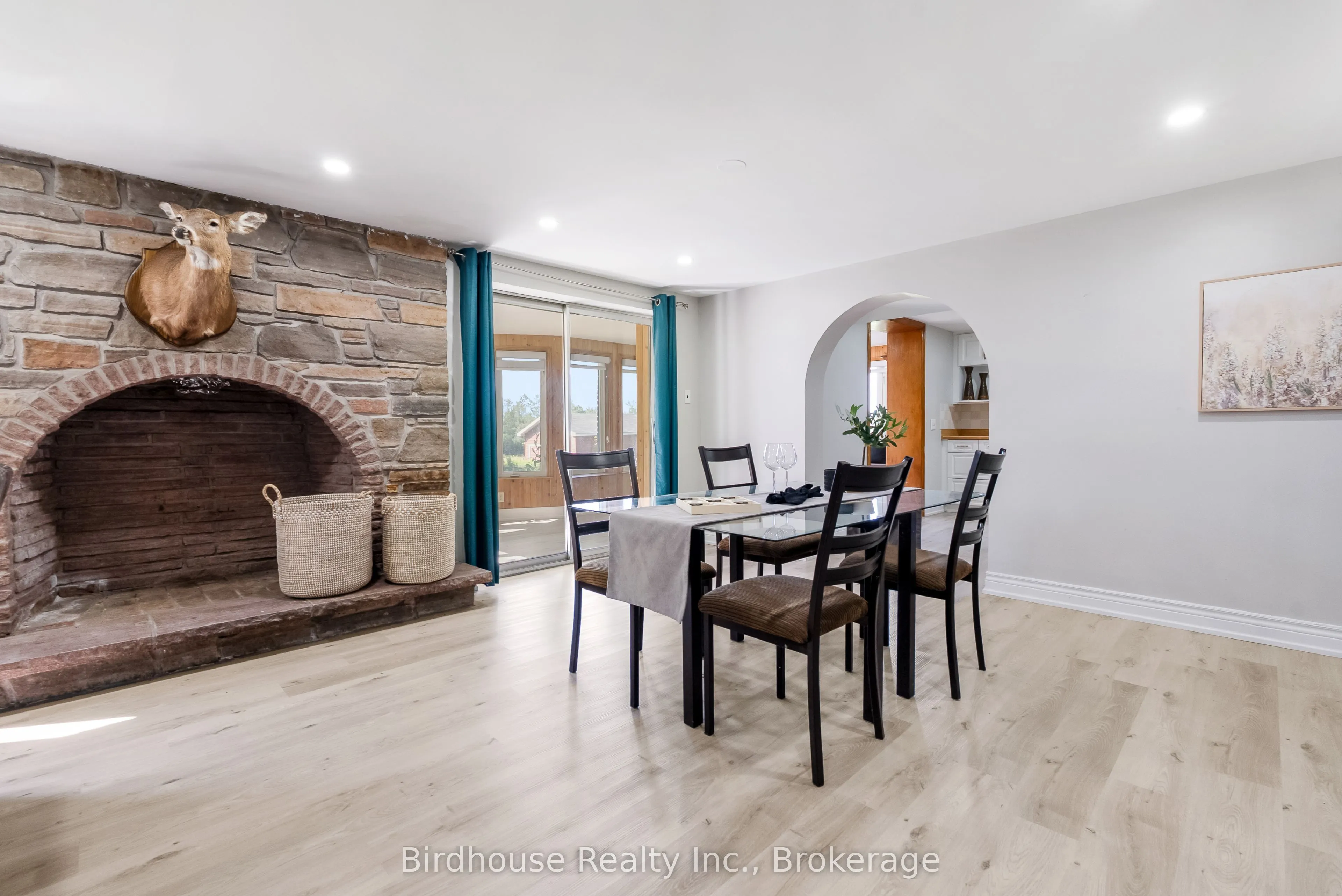 36 Sugar Bush Road