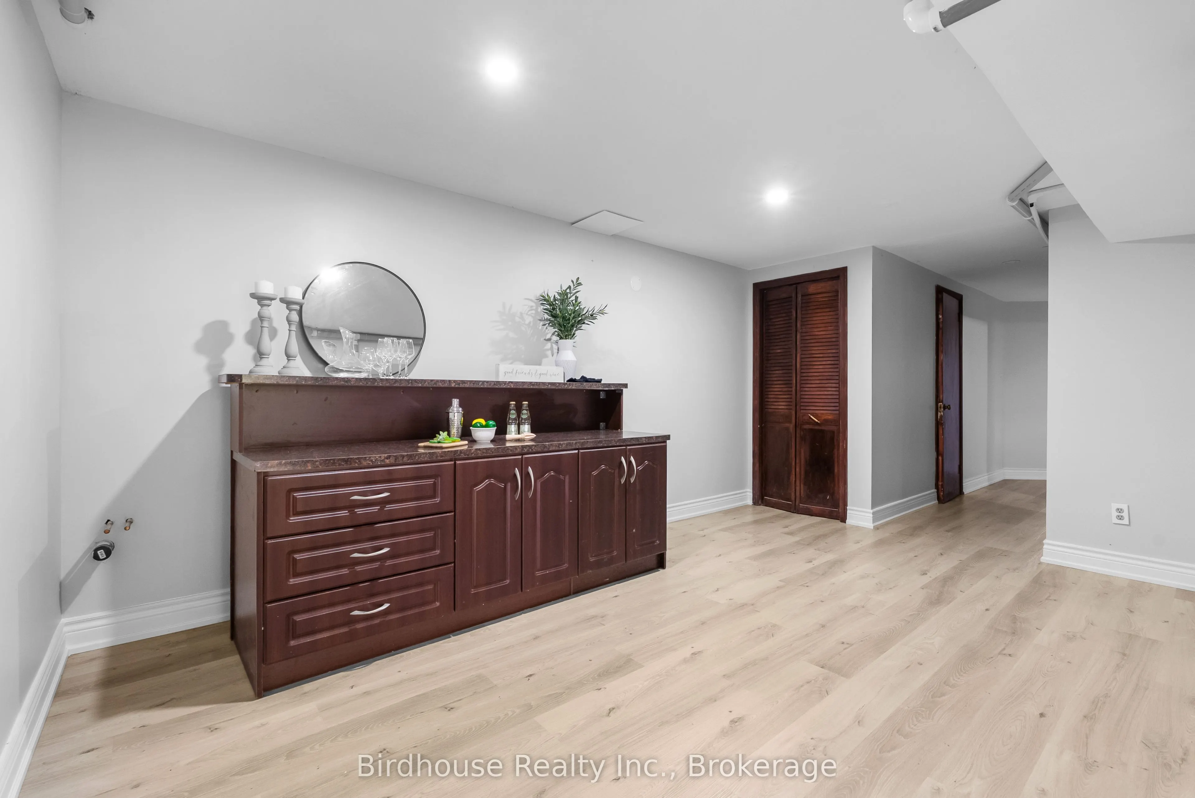 36 Sugar Bush Road