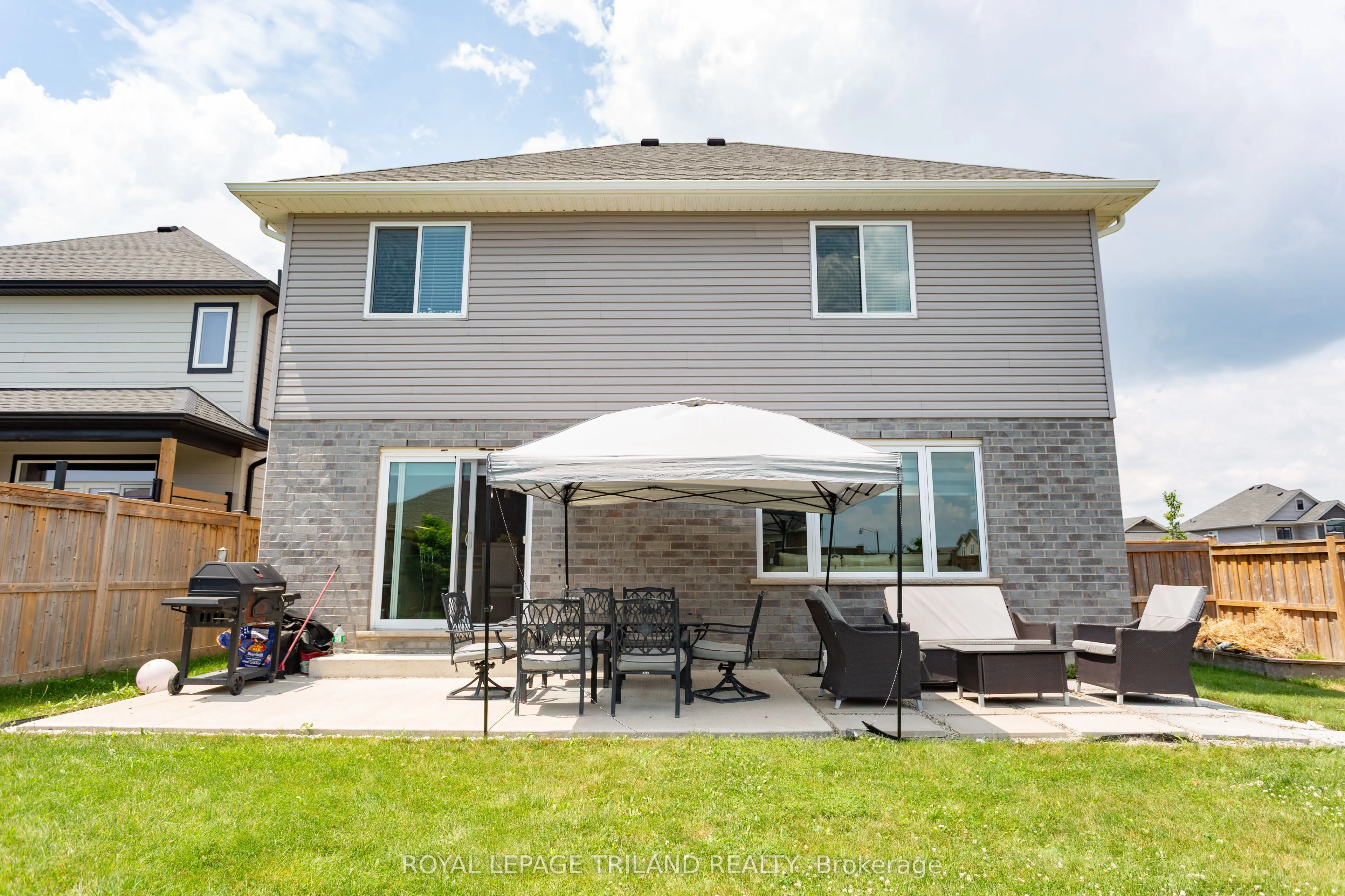 1 Acorn Trail