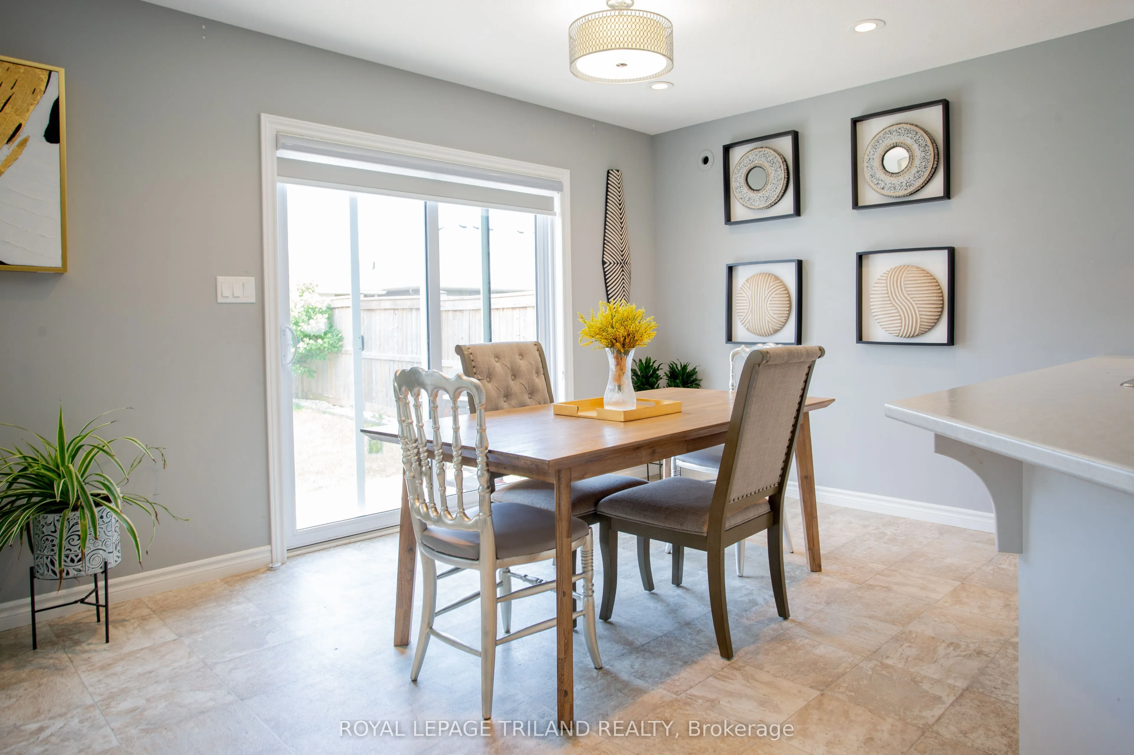 1 Acorn Trail
