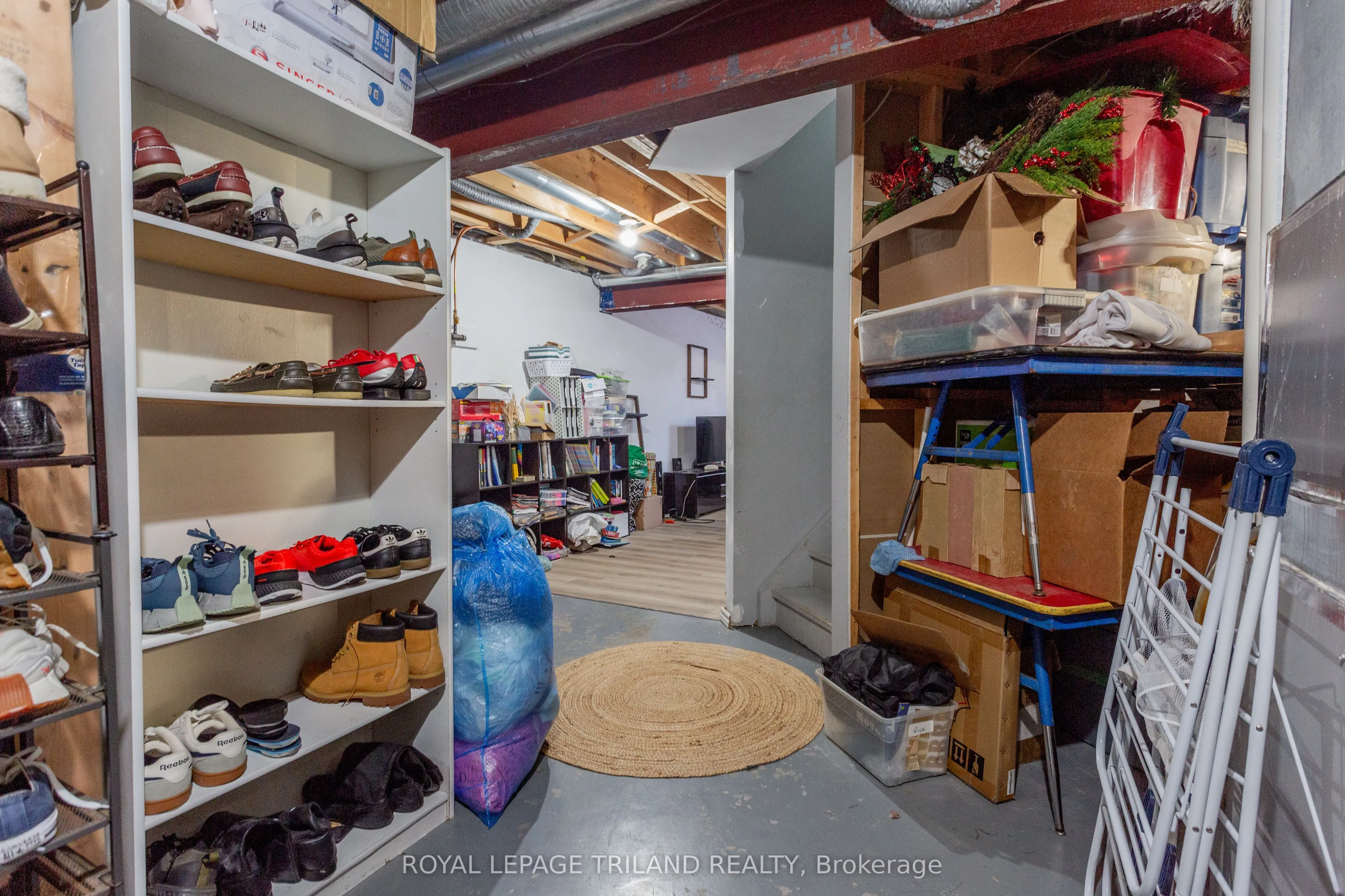 1 Acorn Trail