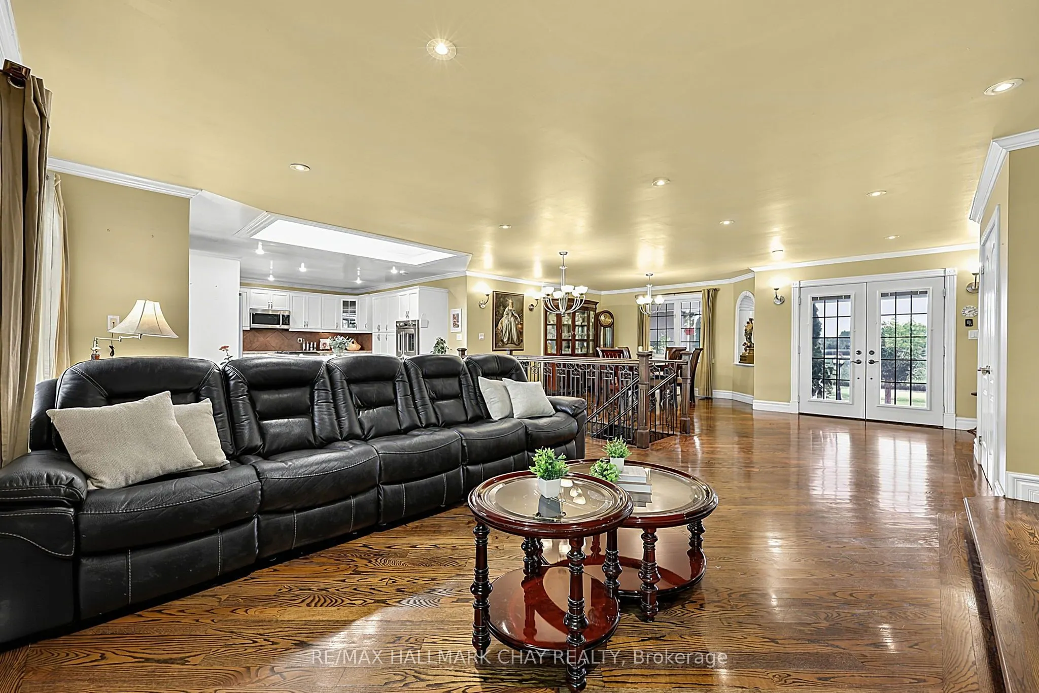 31 Hillside Drive