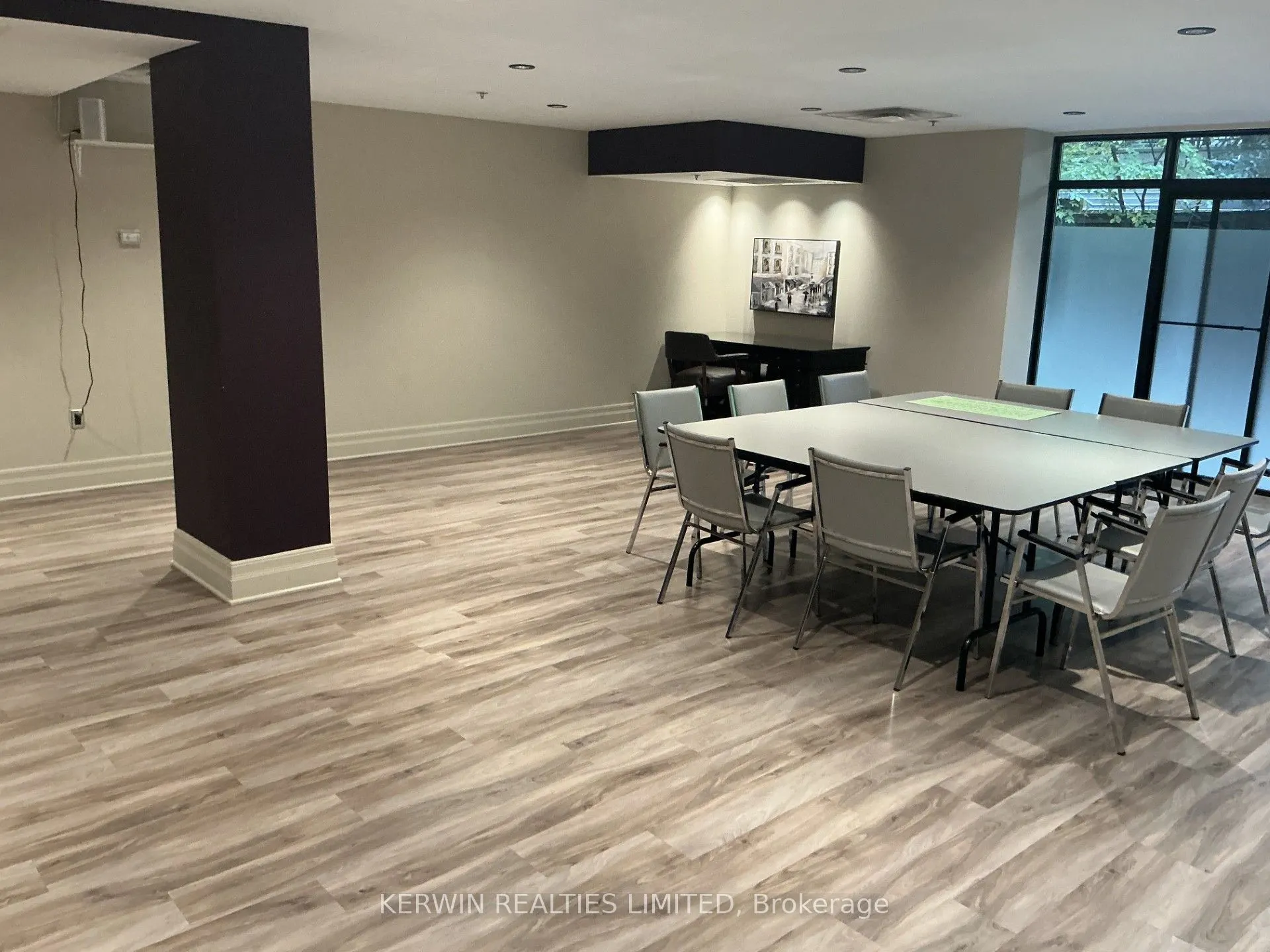 375 Lisgar Street E #304