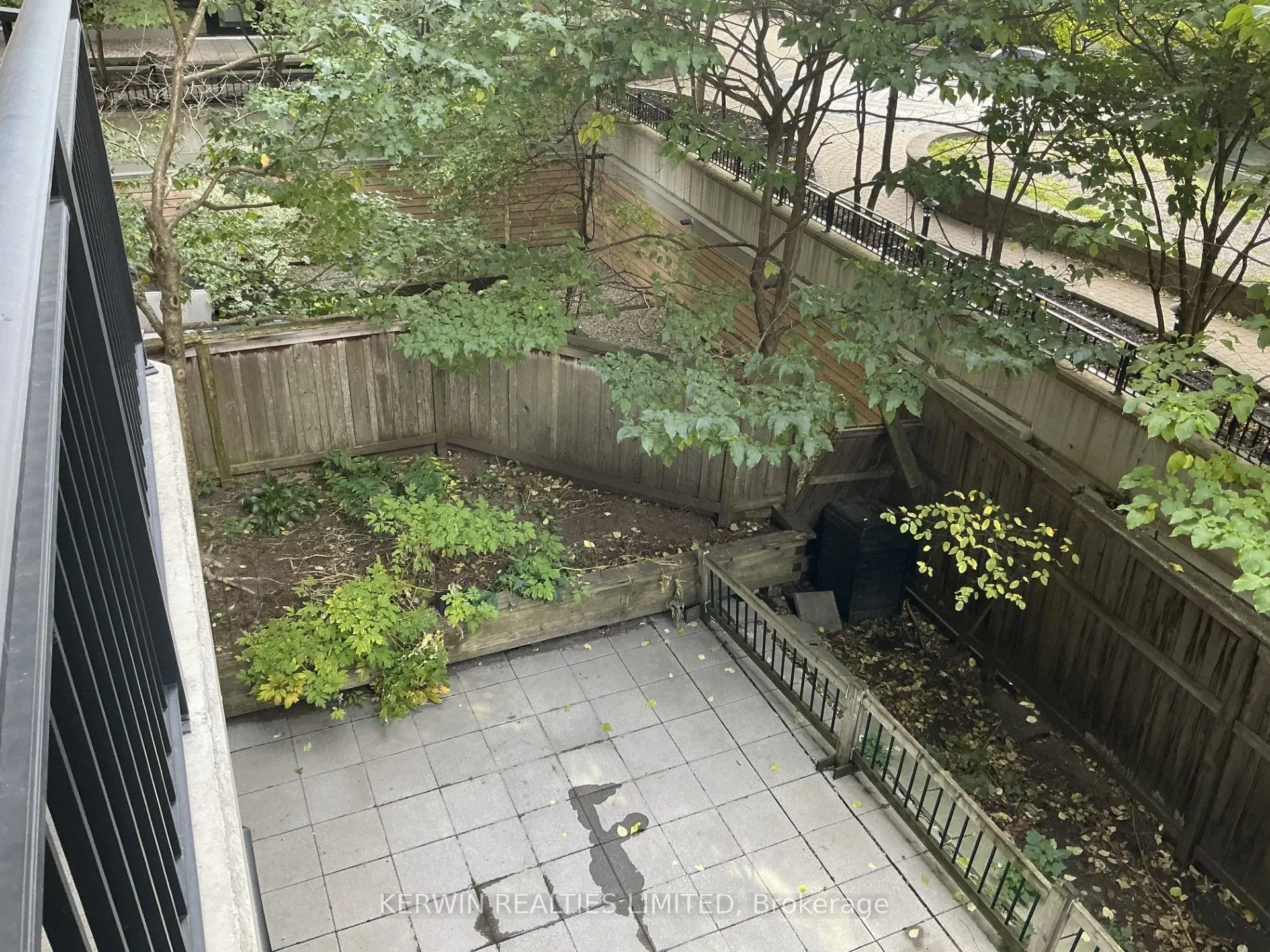 375 Lisgar Street E #304