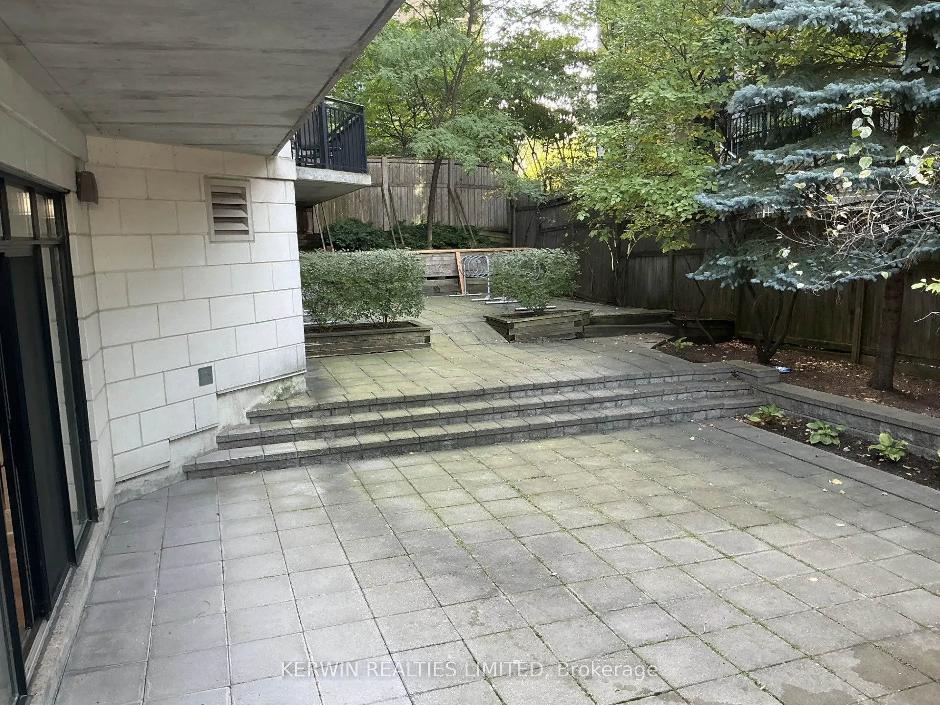 375 Lisgar Street E #304