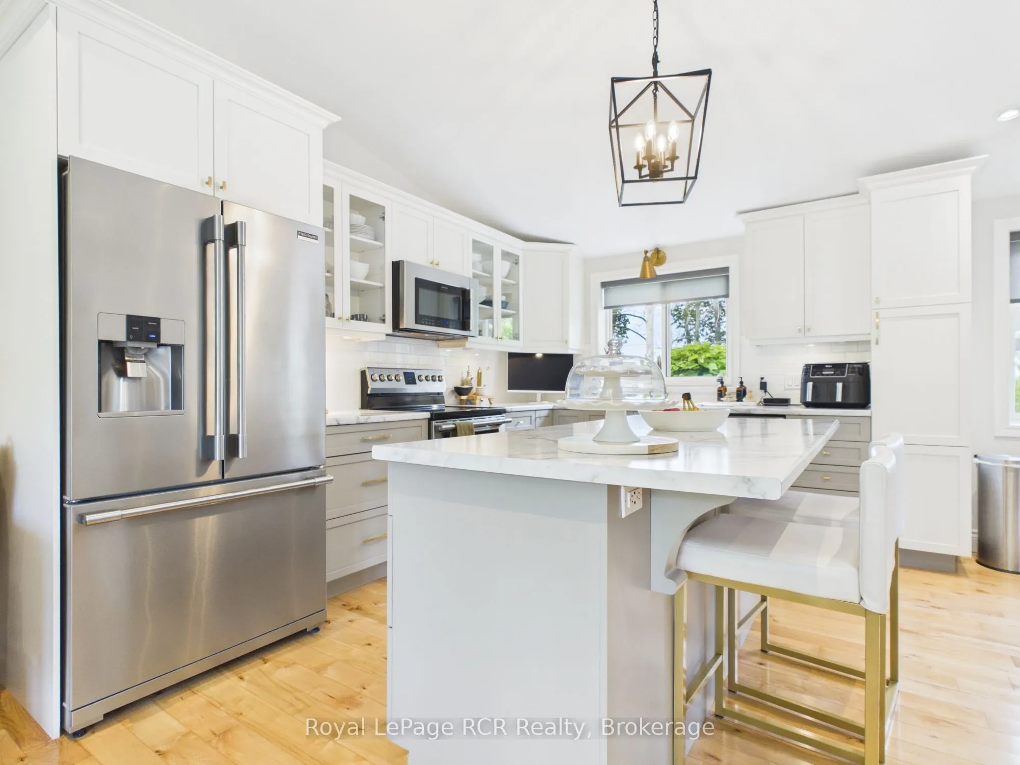 319370 Grey Road 1 Road