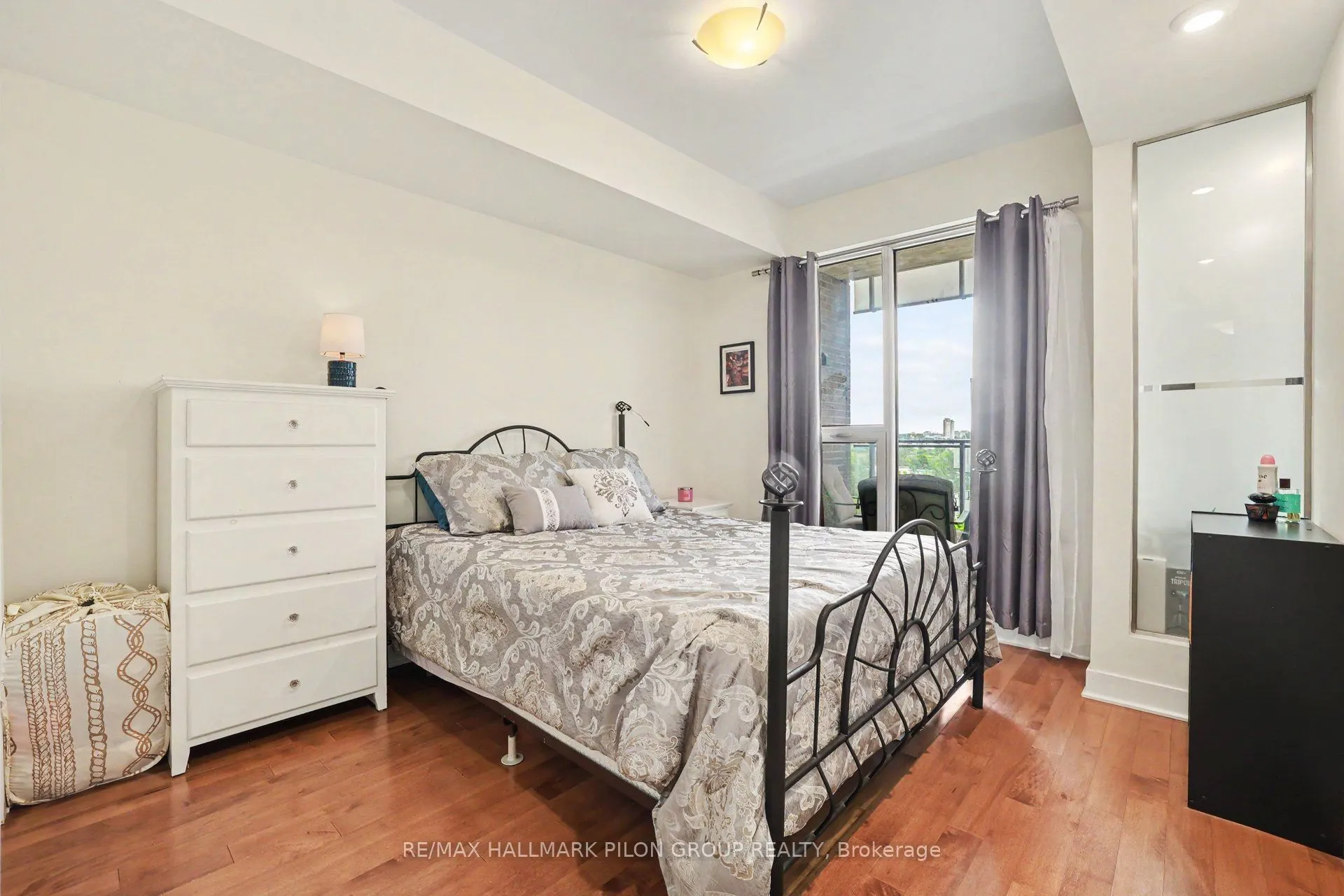 300C Lett Street #619