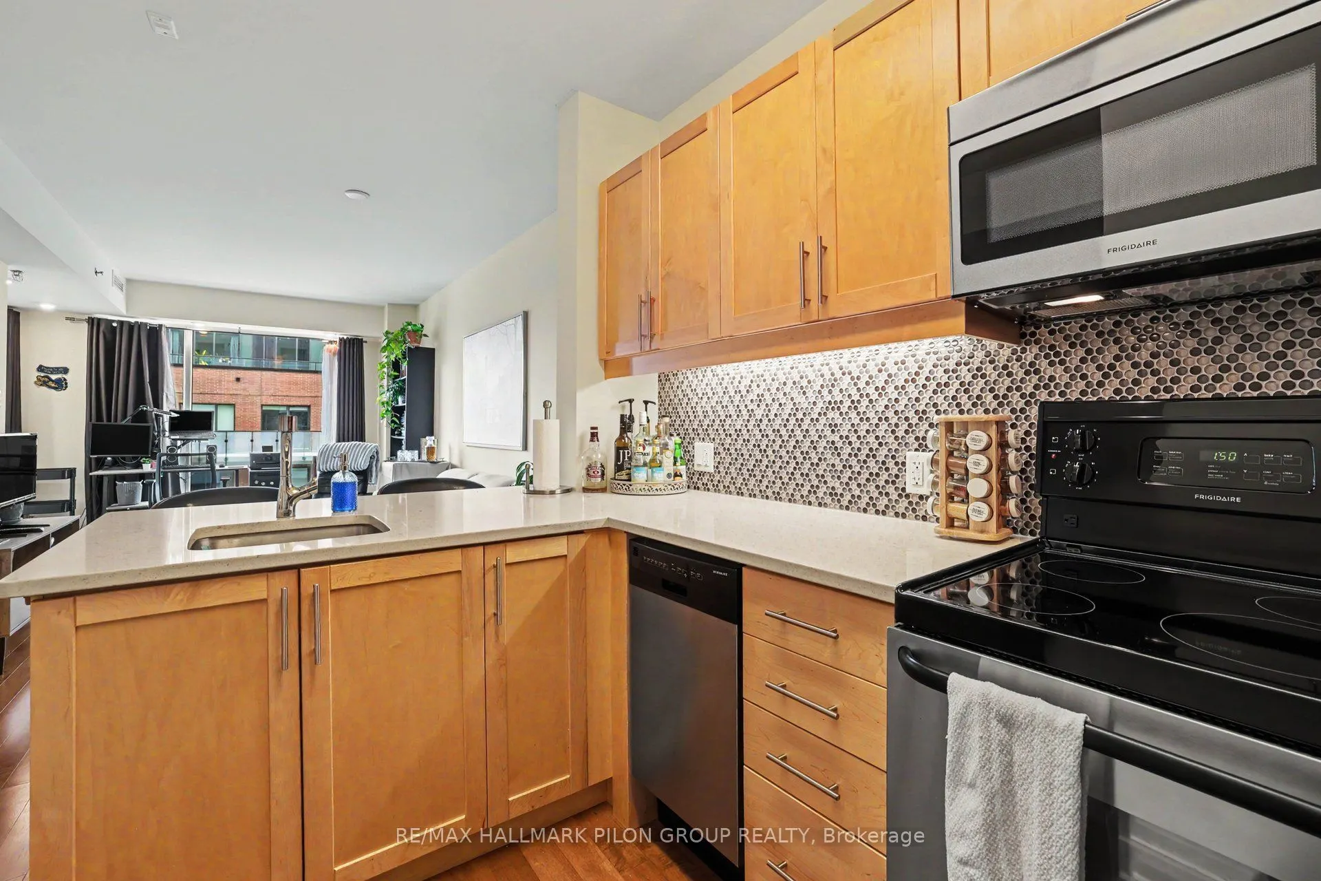 300C Lett Street #619