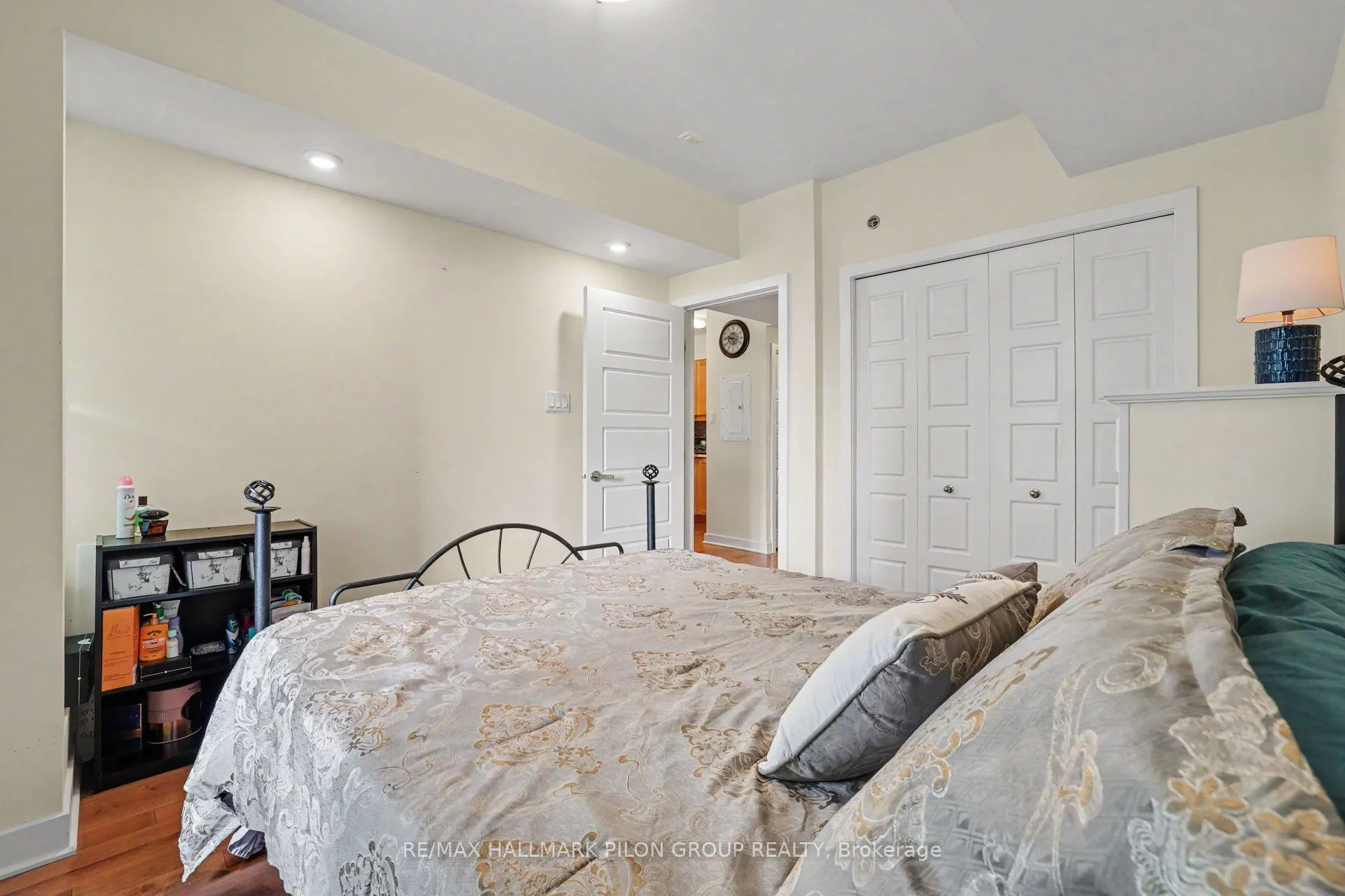300C Lett Street #619