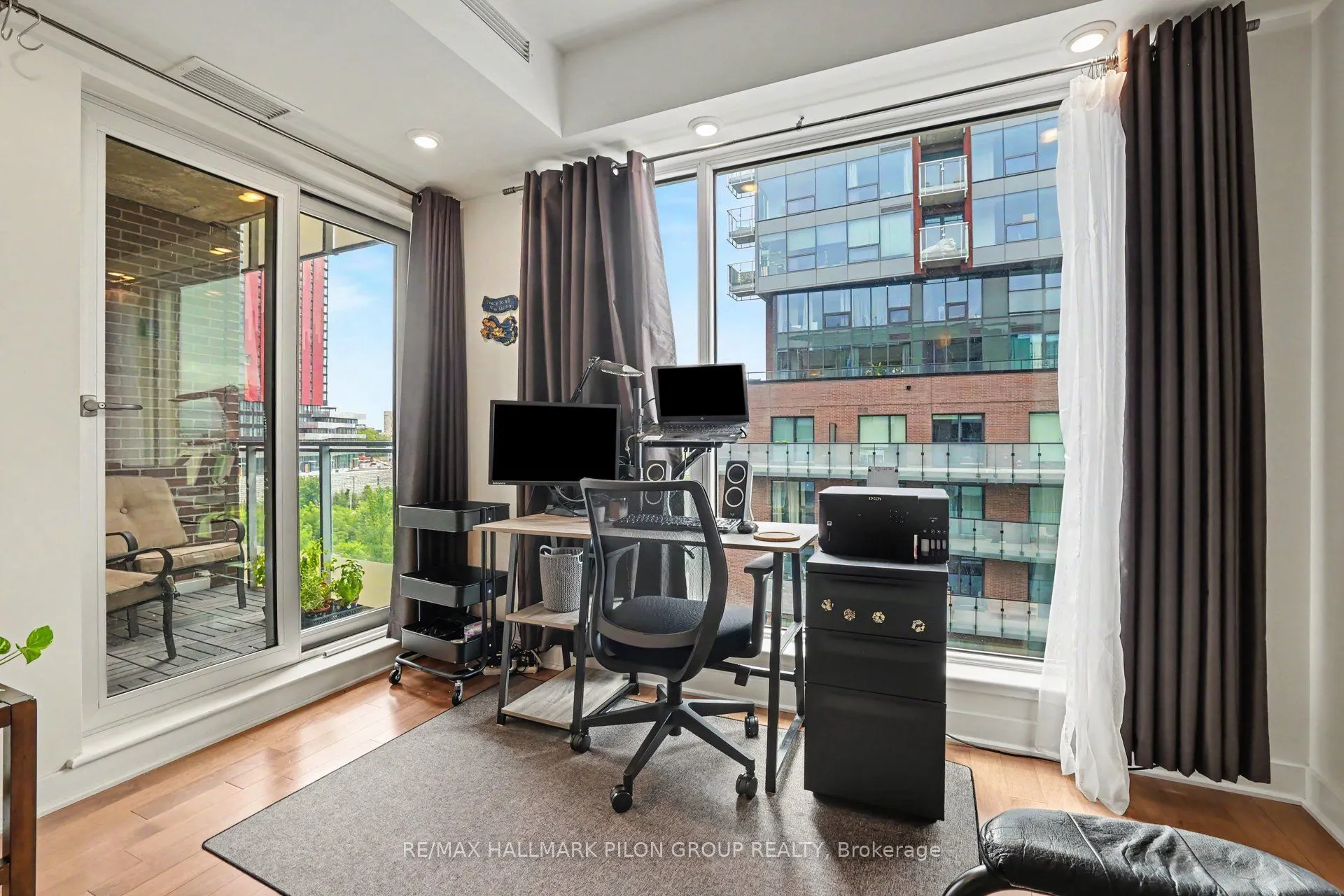 300C Lett Street #619