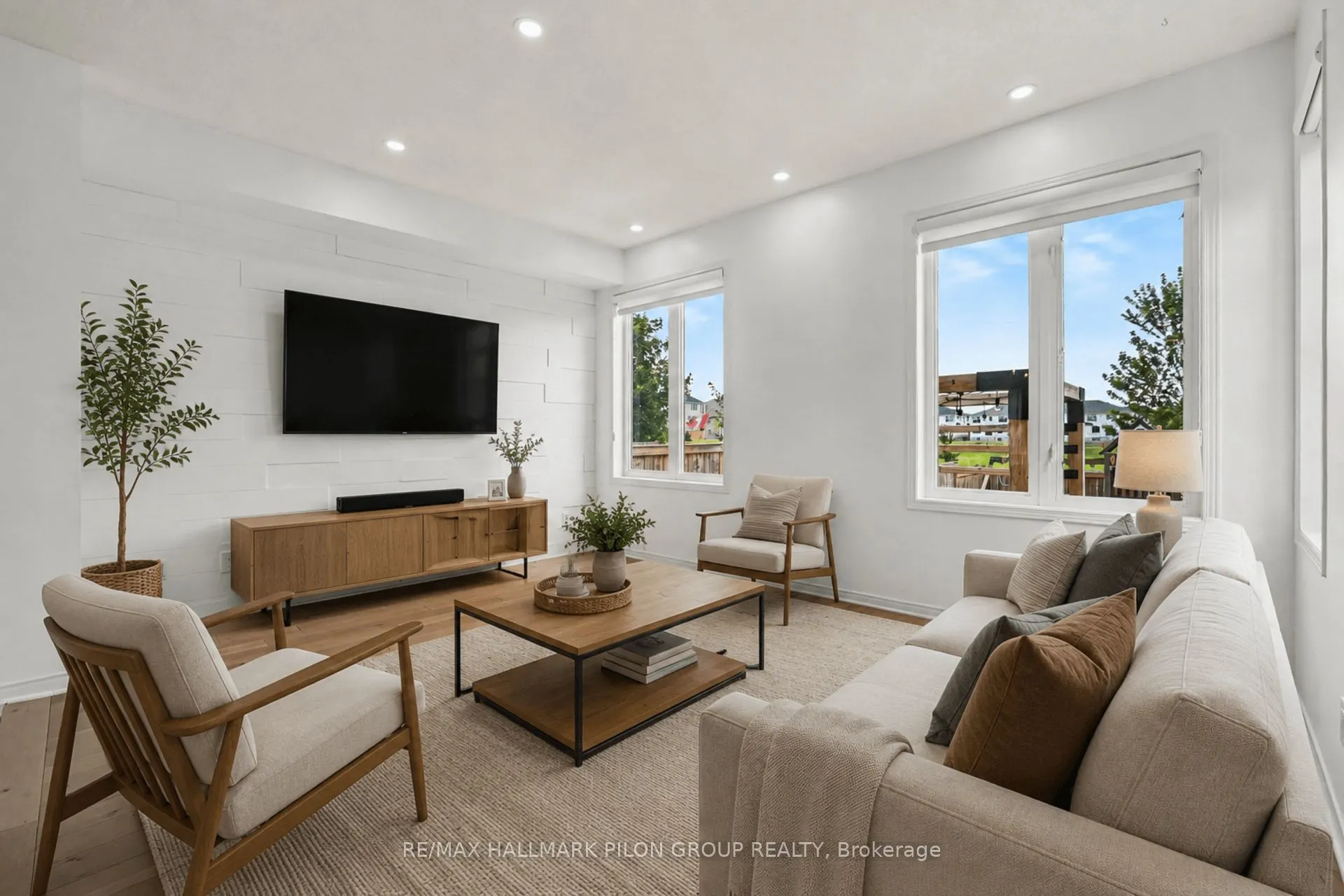 38 Riddell Street