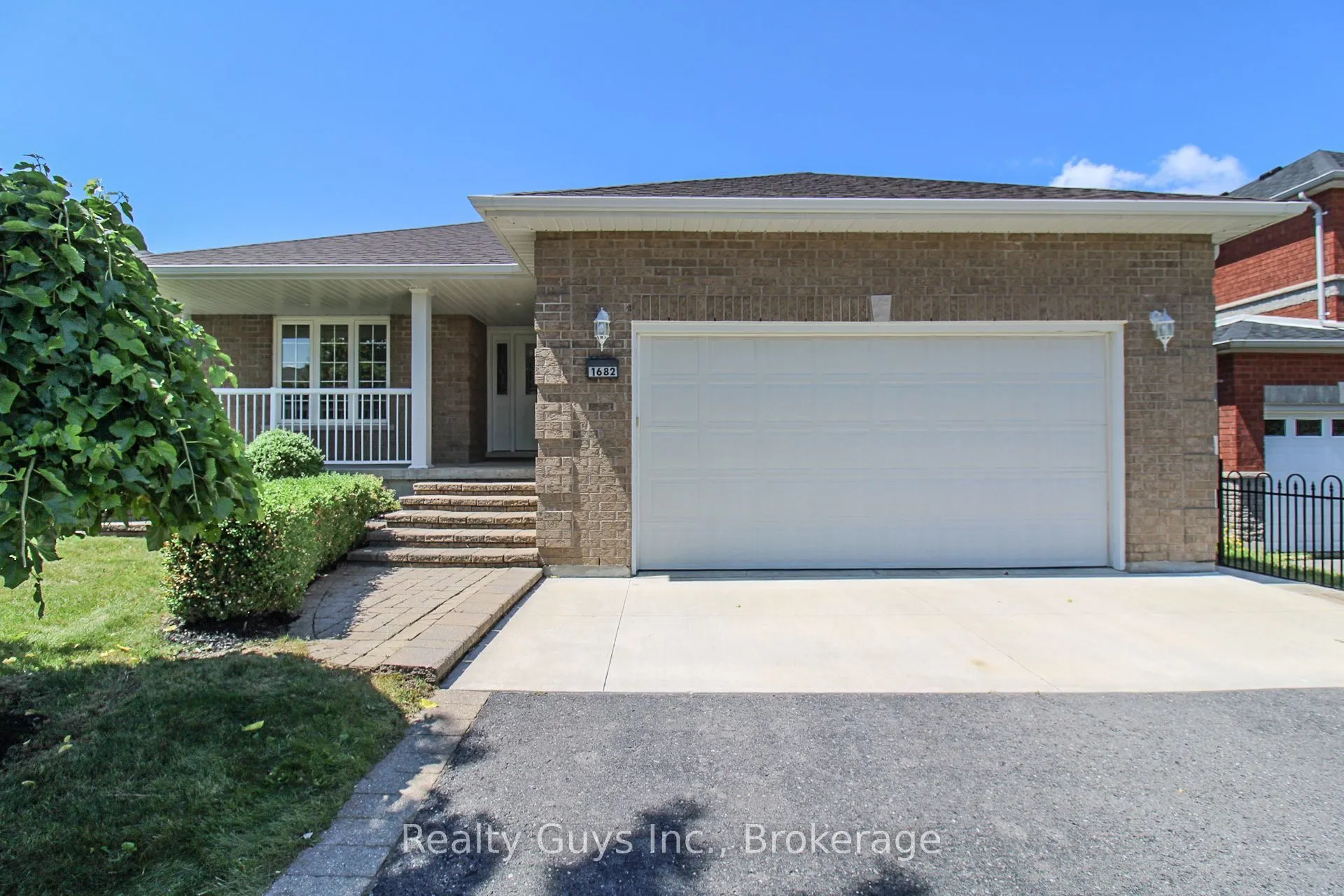 1682 Keppler Crescent