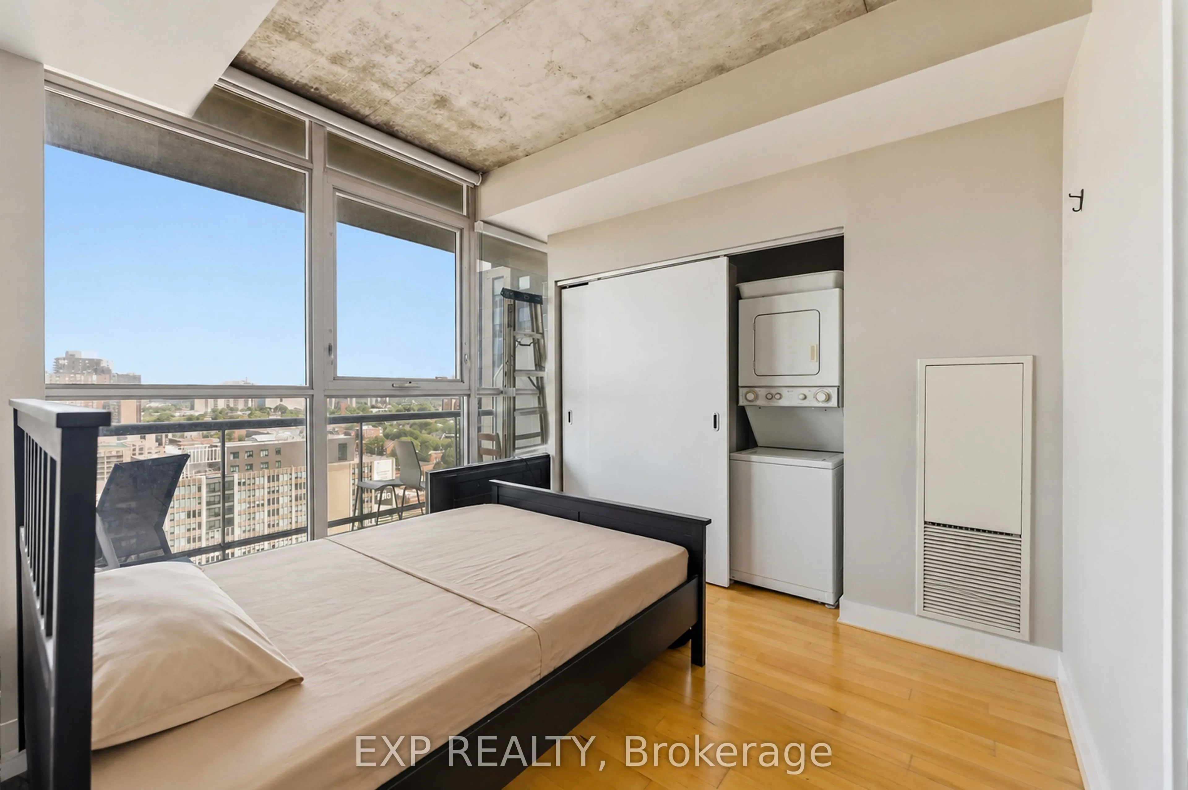 179 George Street #1902