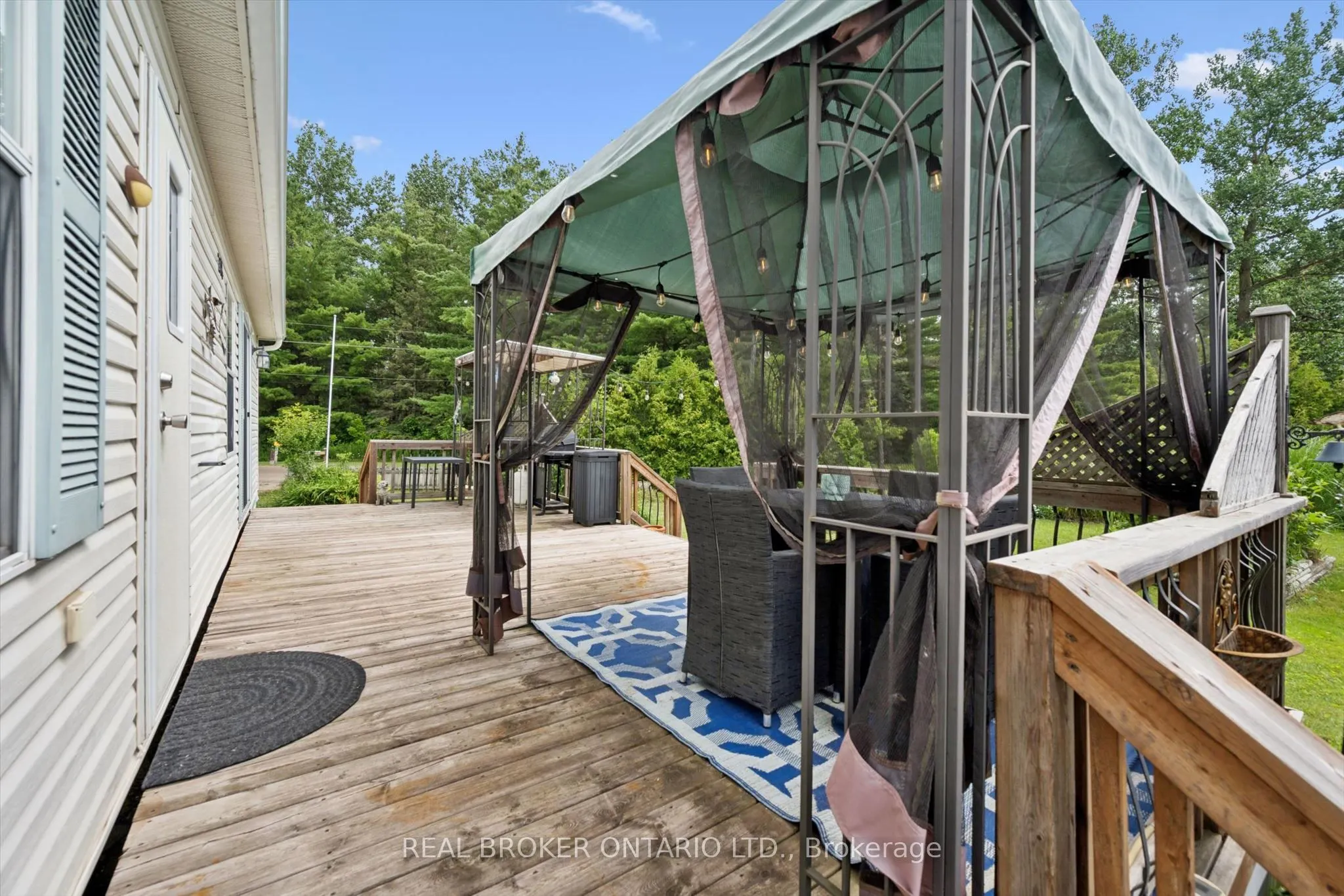218 Beach Road