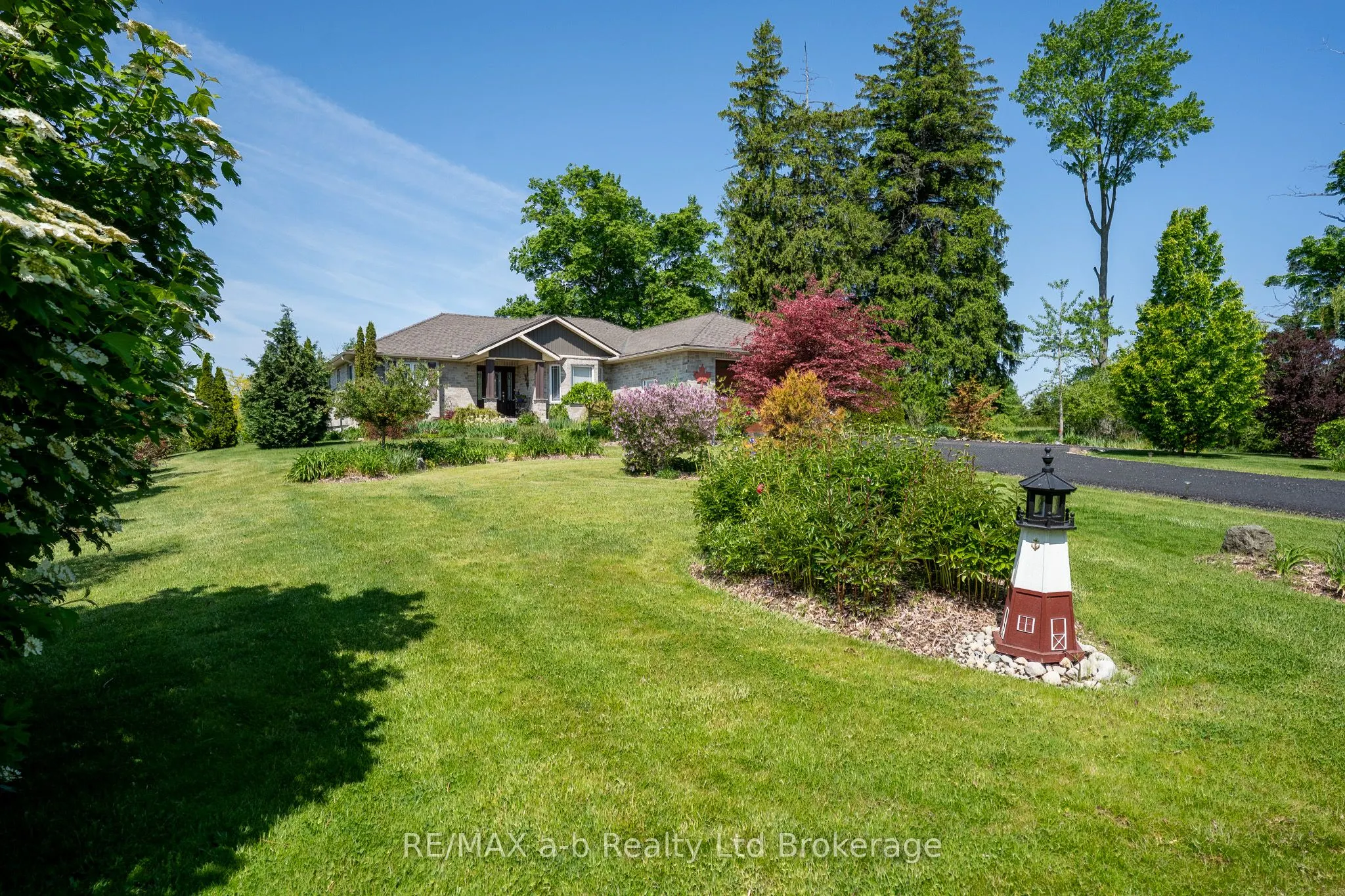 261 Middle Townline Road