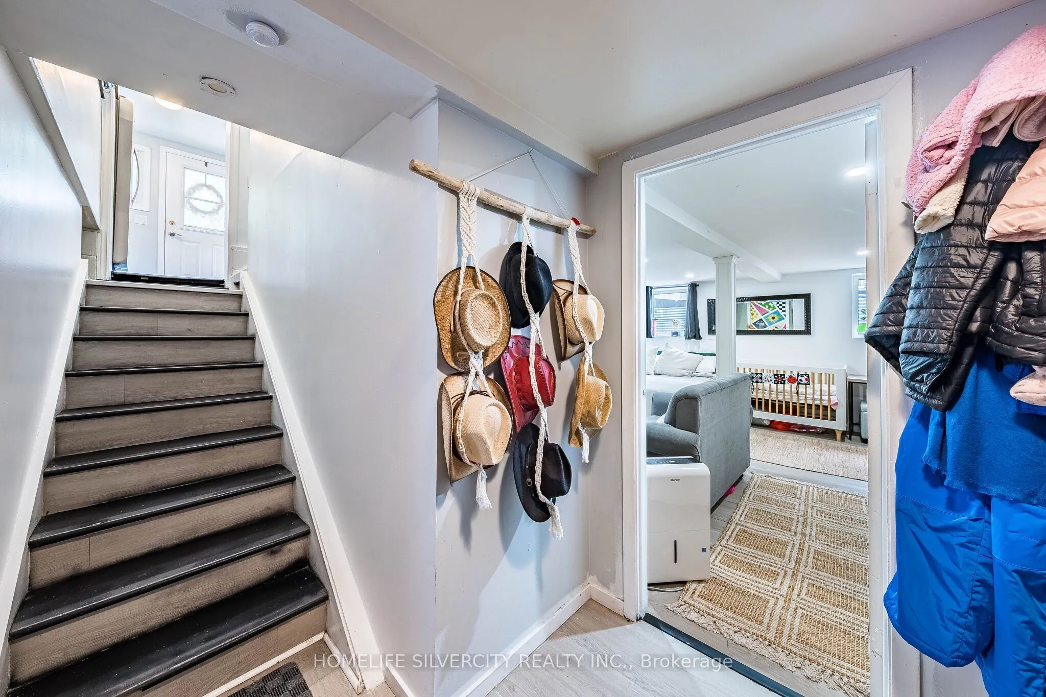 404 Andrew Street