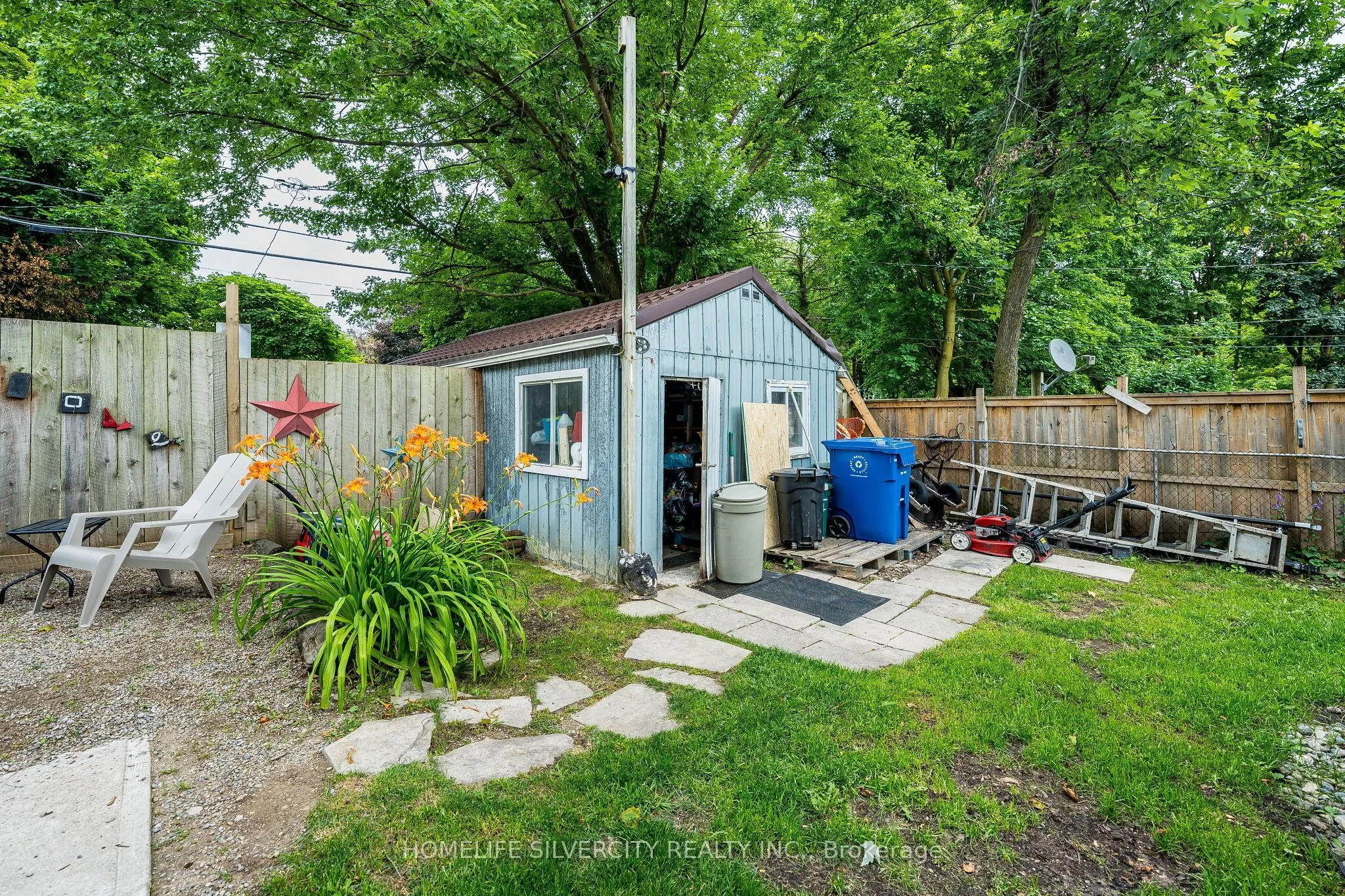 404 Andrew Street