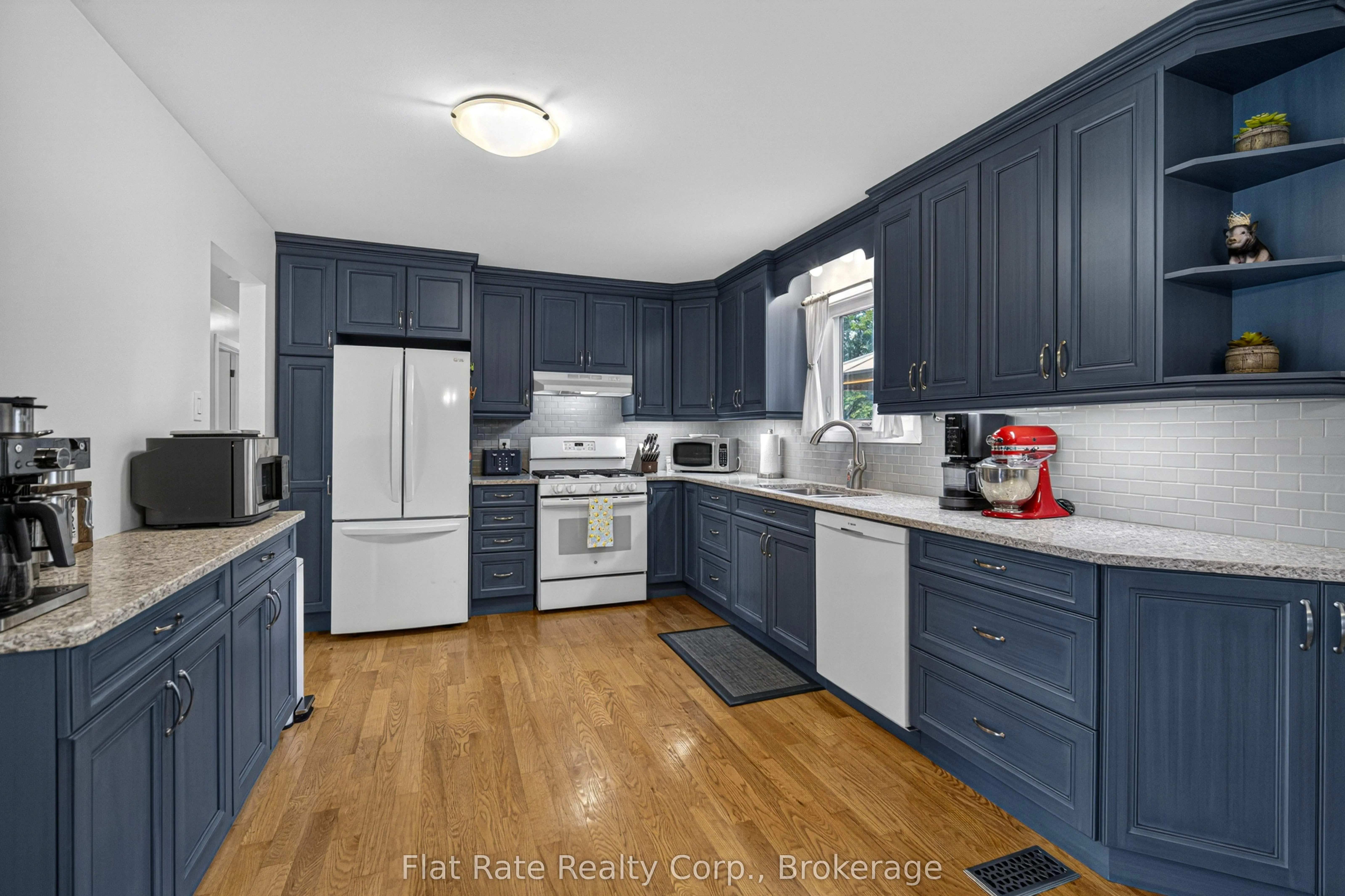 109 PINECREST Avenue