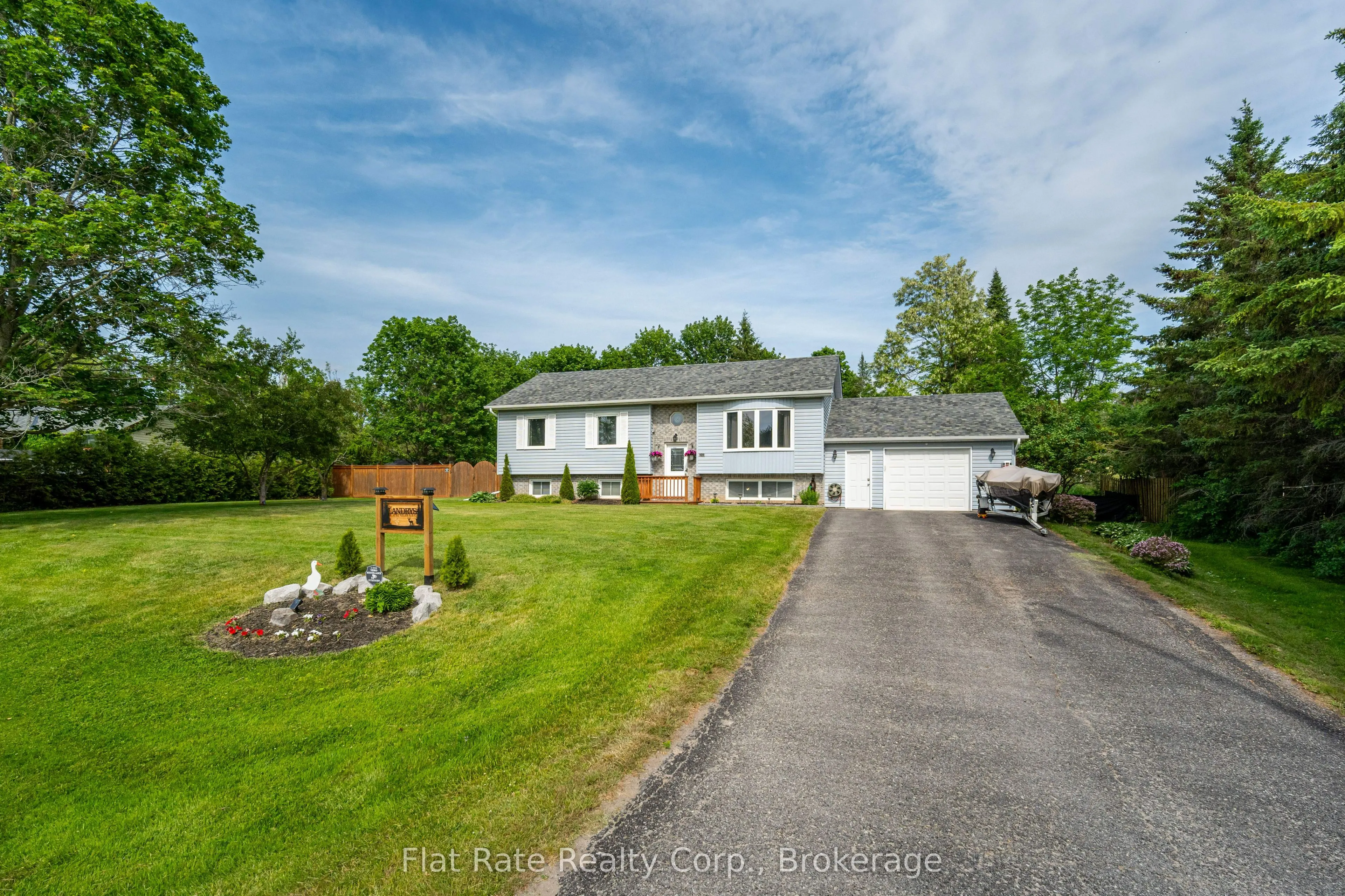 109 PINECREST Avenue