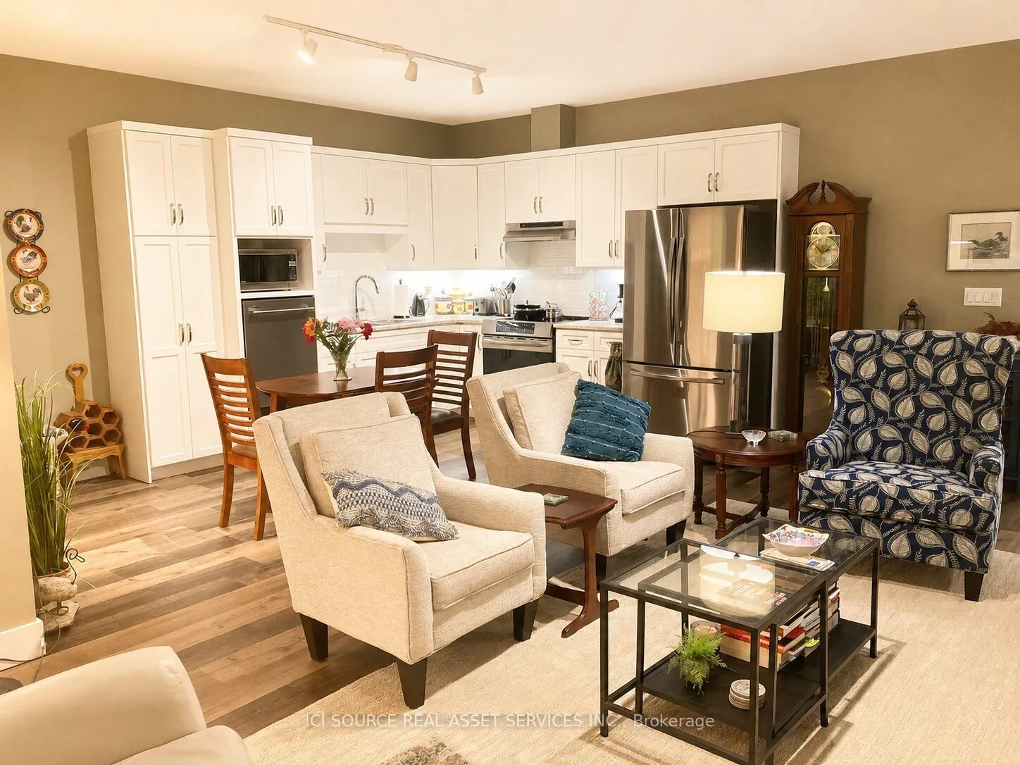 2380 9th Avenue E #24