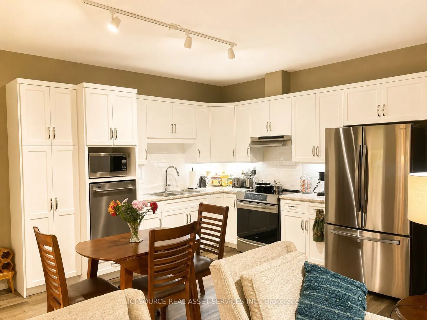 2380 9th Avenue E #24