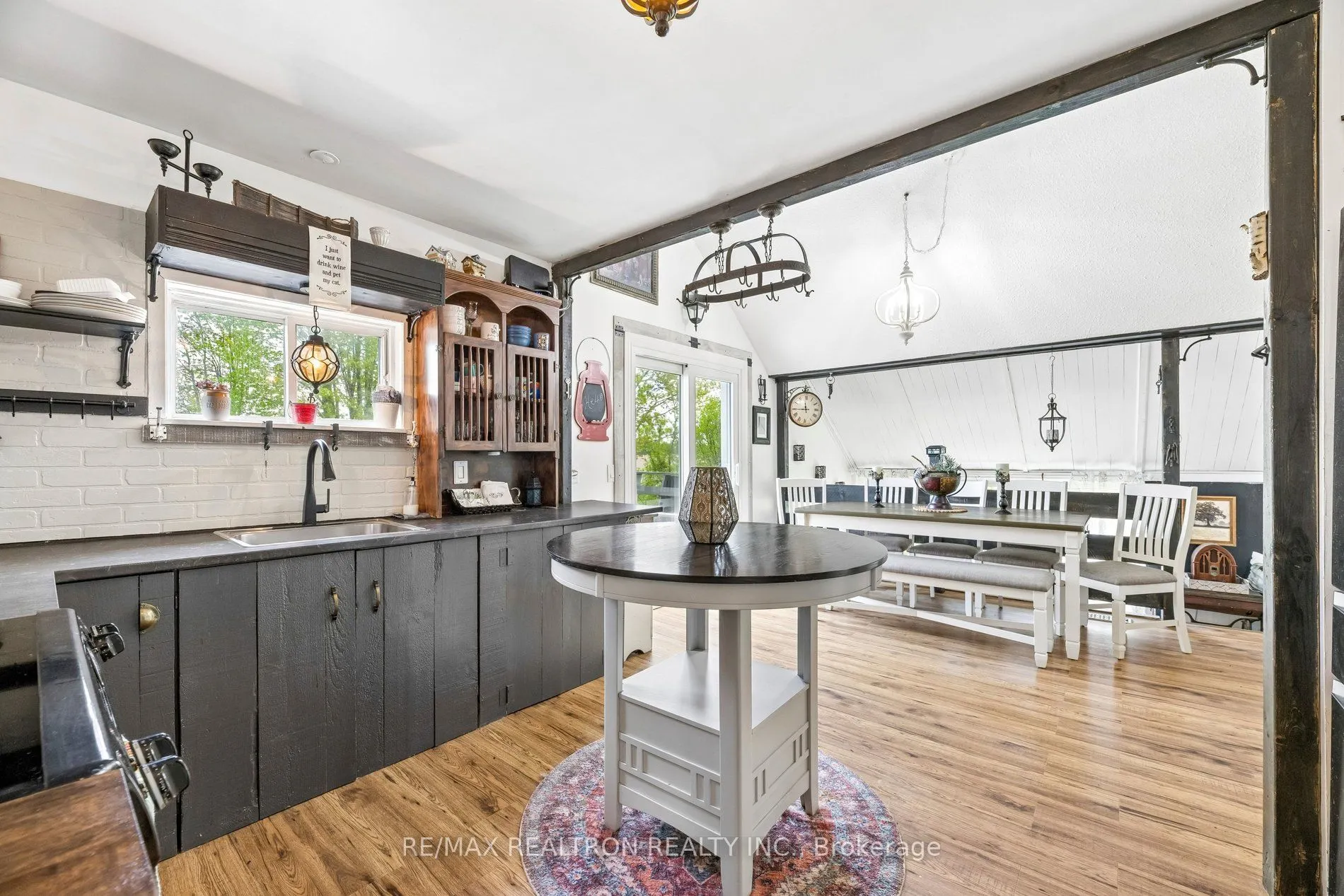 152 Settlers Road