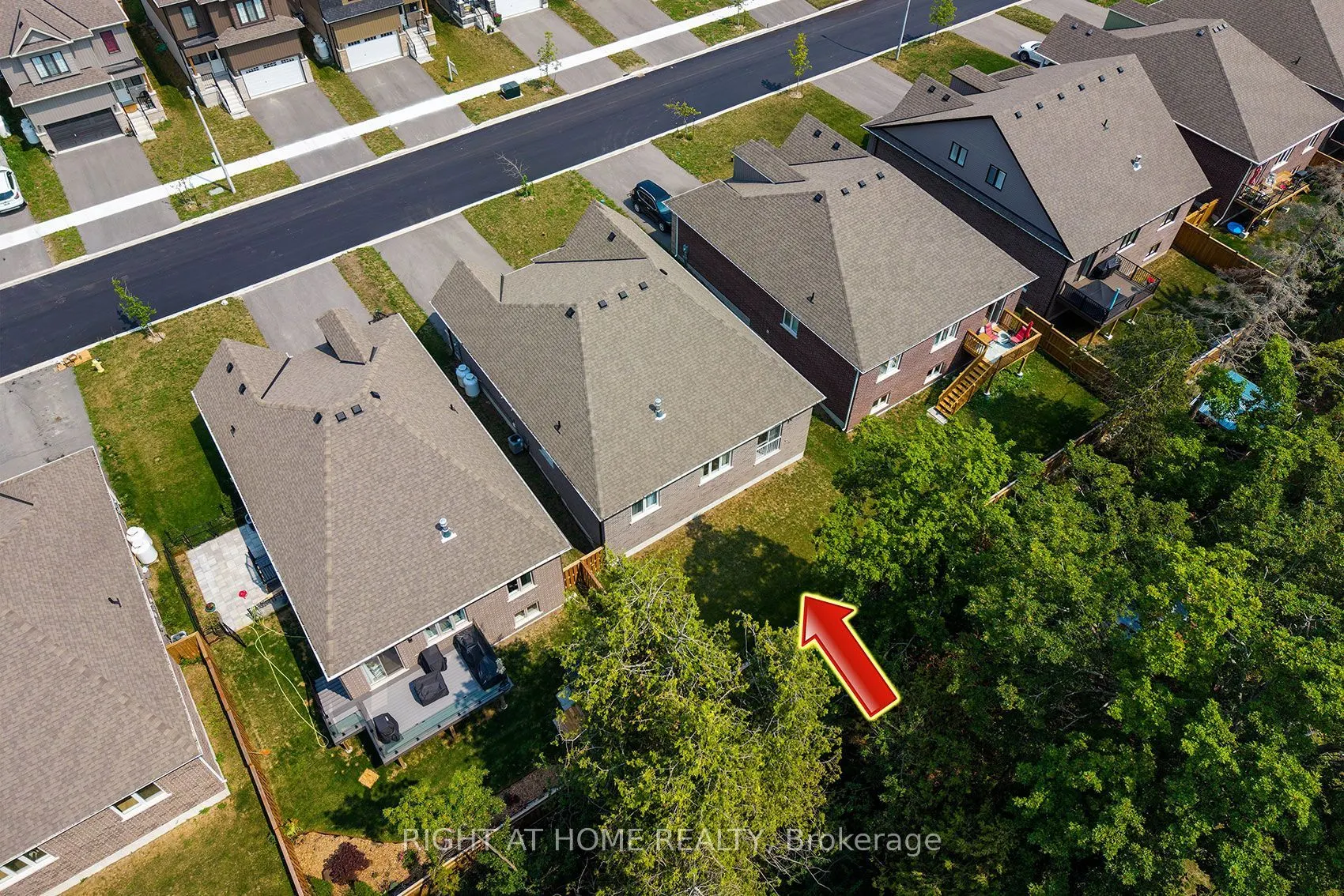 19 Hillcroft Way