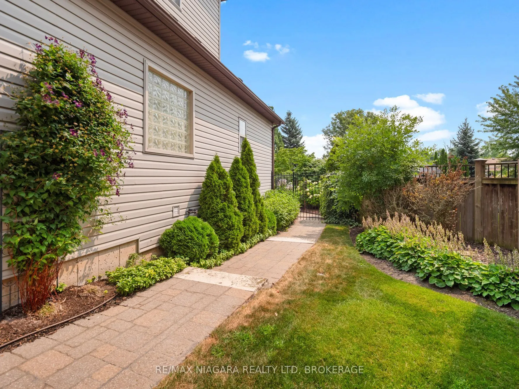 375 Jasmine Court