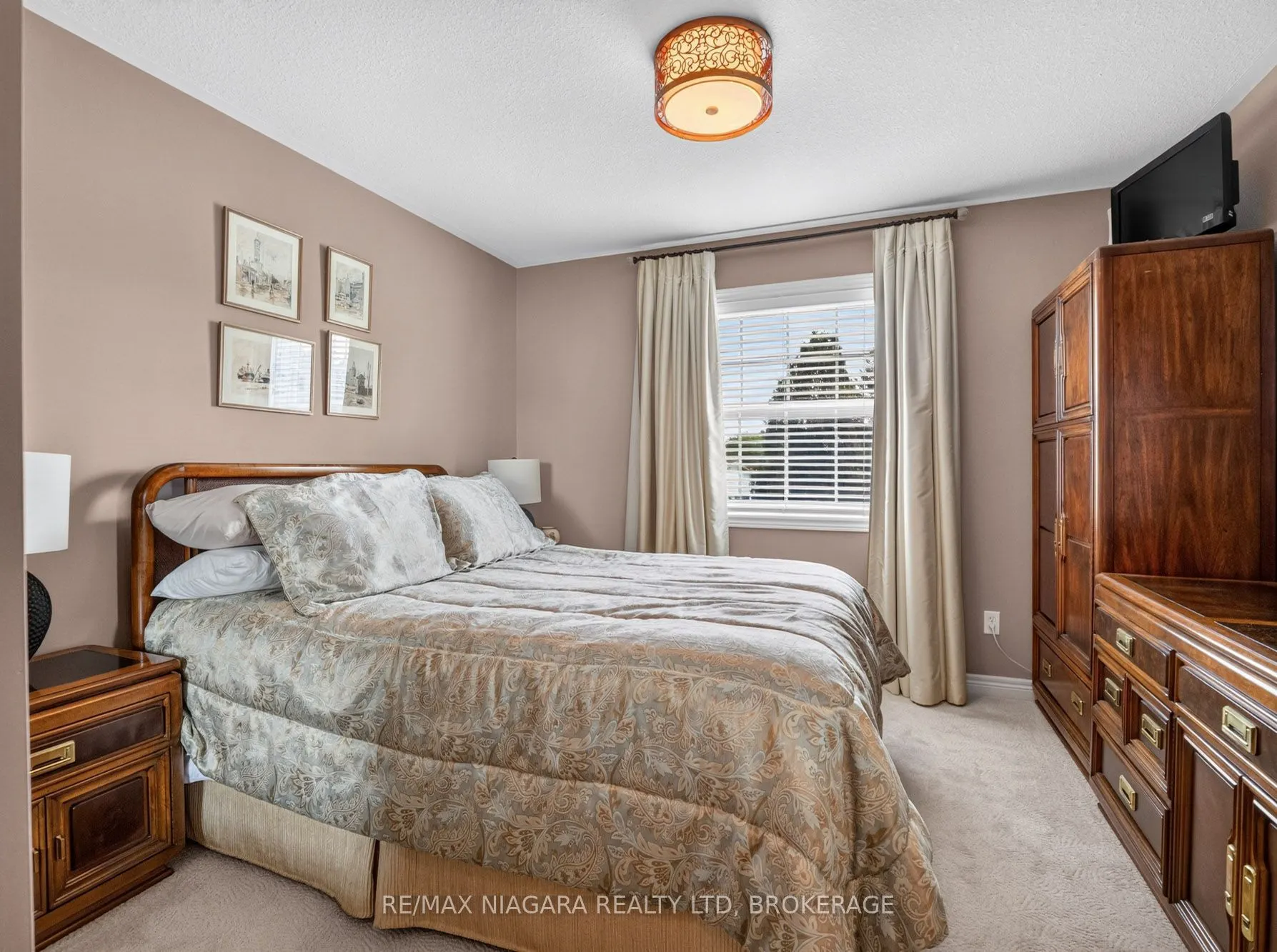 375 Jasmine Court