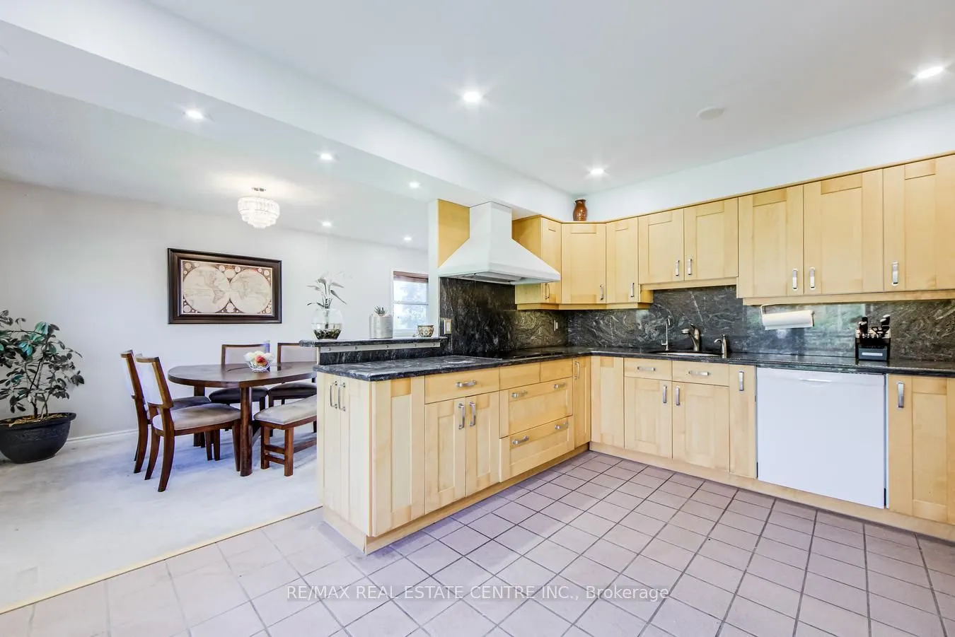 9438 Wellington Rd 42 Road