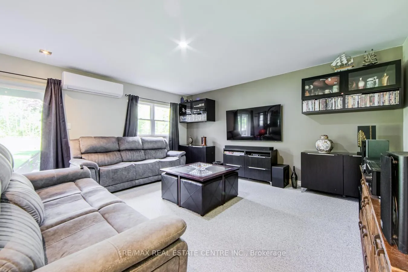 9438 Wellington Rd 42 Road