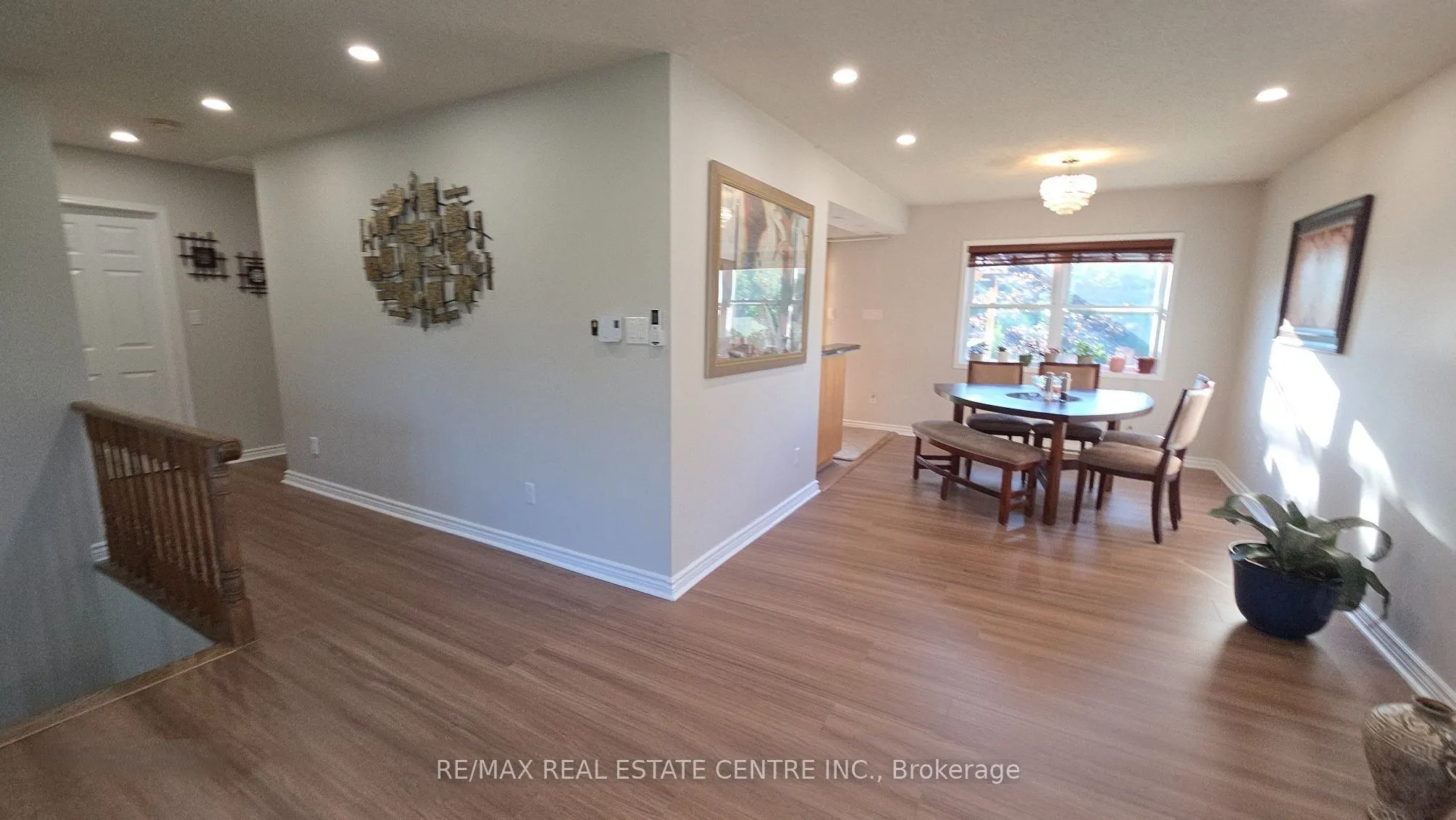 9438 Wellington Rd 42 Road