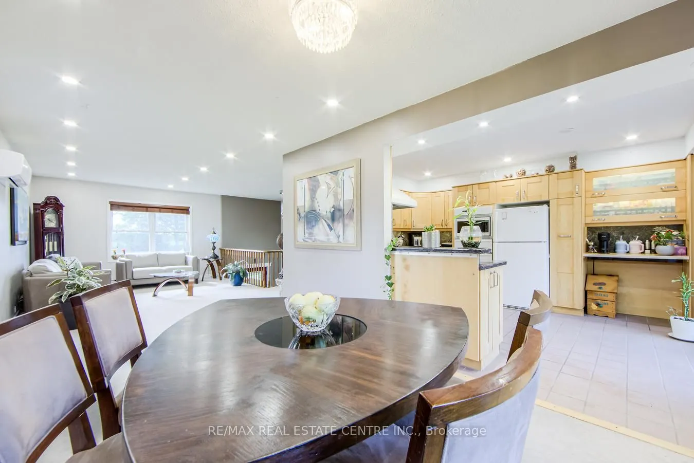 9438 Wellington Rd 42 Road
