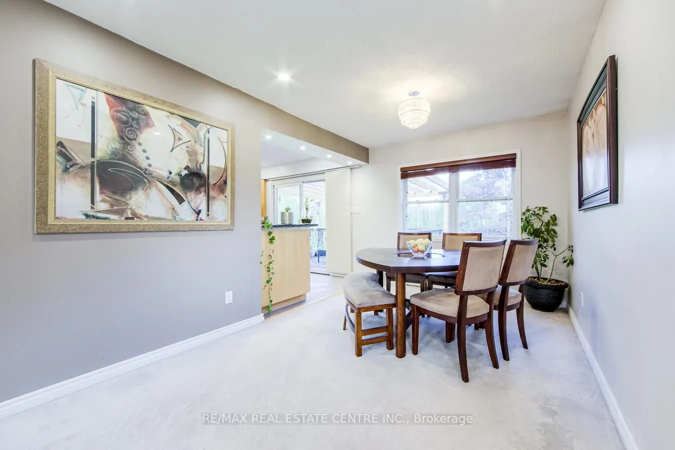 9438 Wellington Rd 42 Road