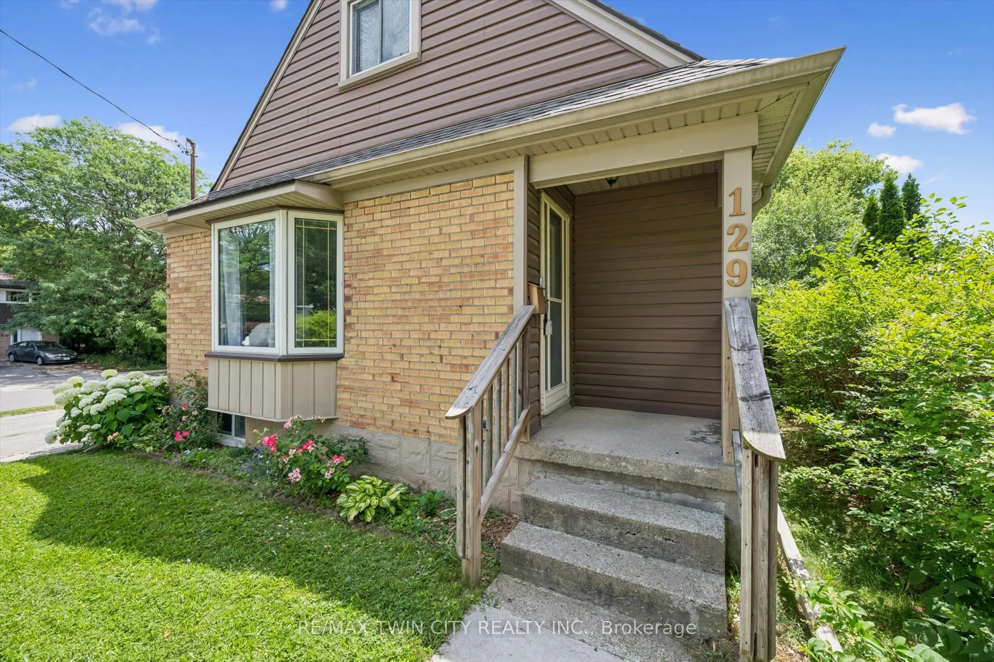129 Florence Avenue