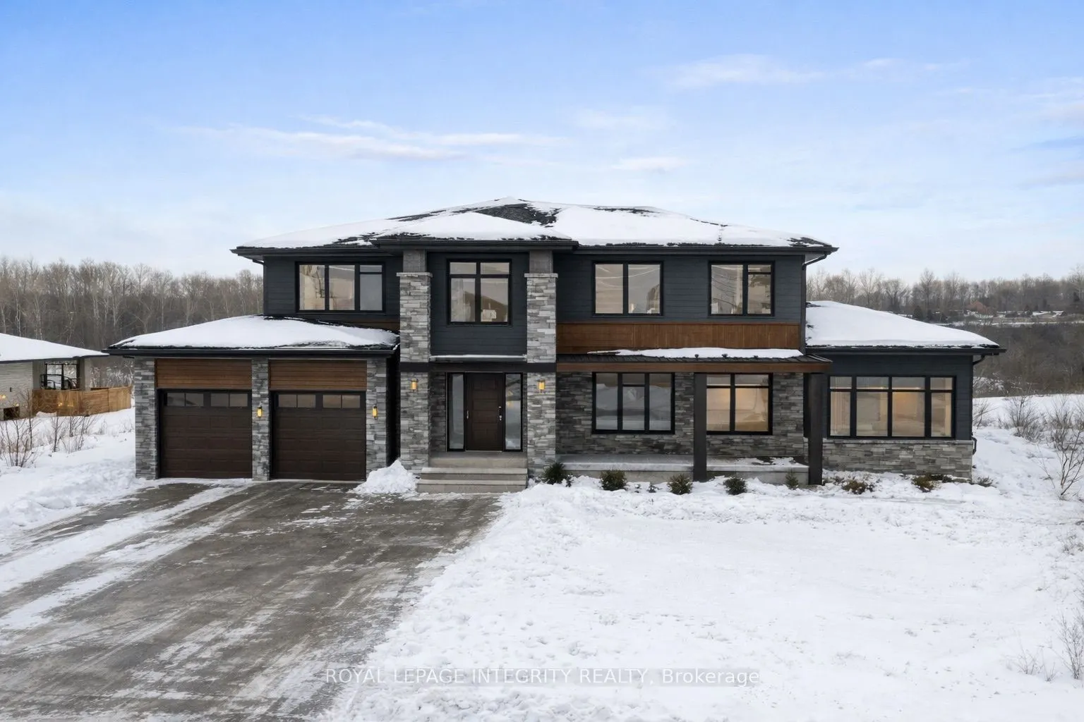 671 Ballycastle Crescent
