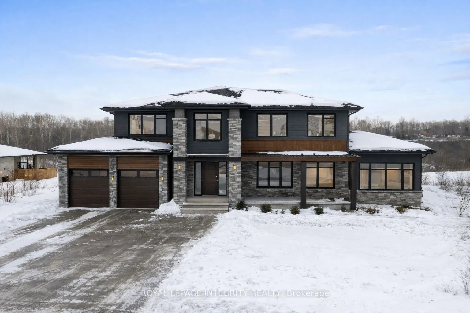671 Ballycastle Crescent