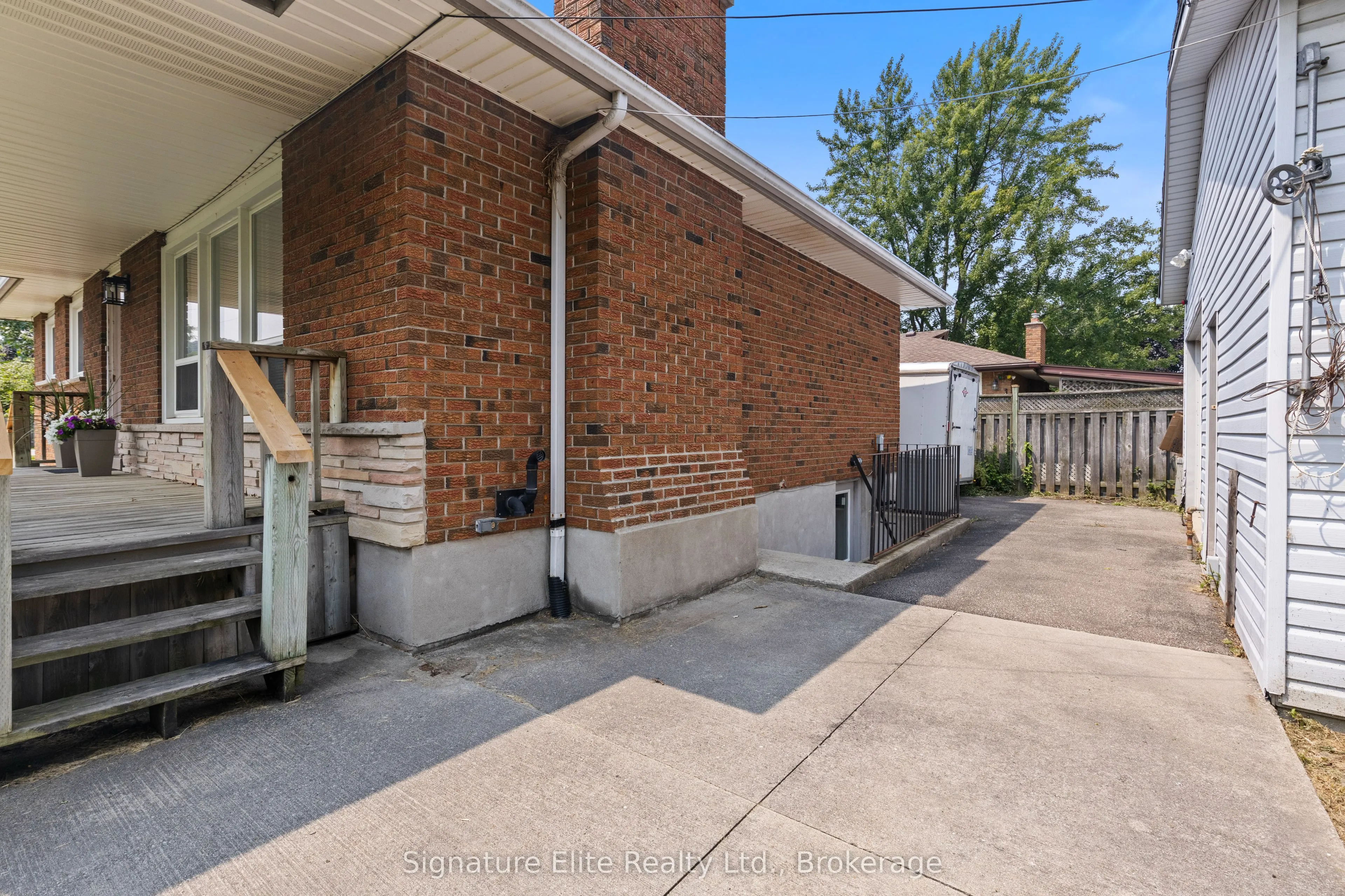 214 Livingston Avenue