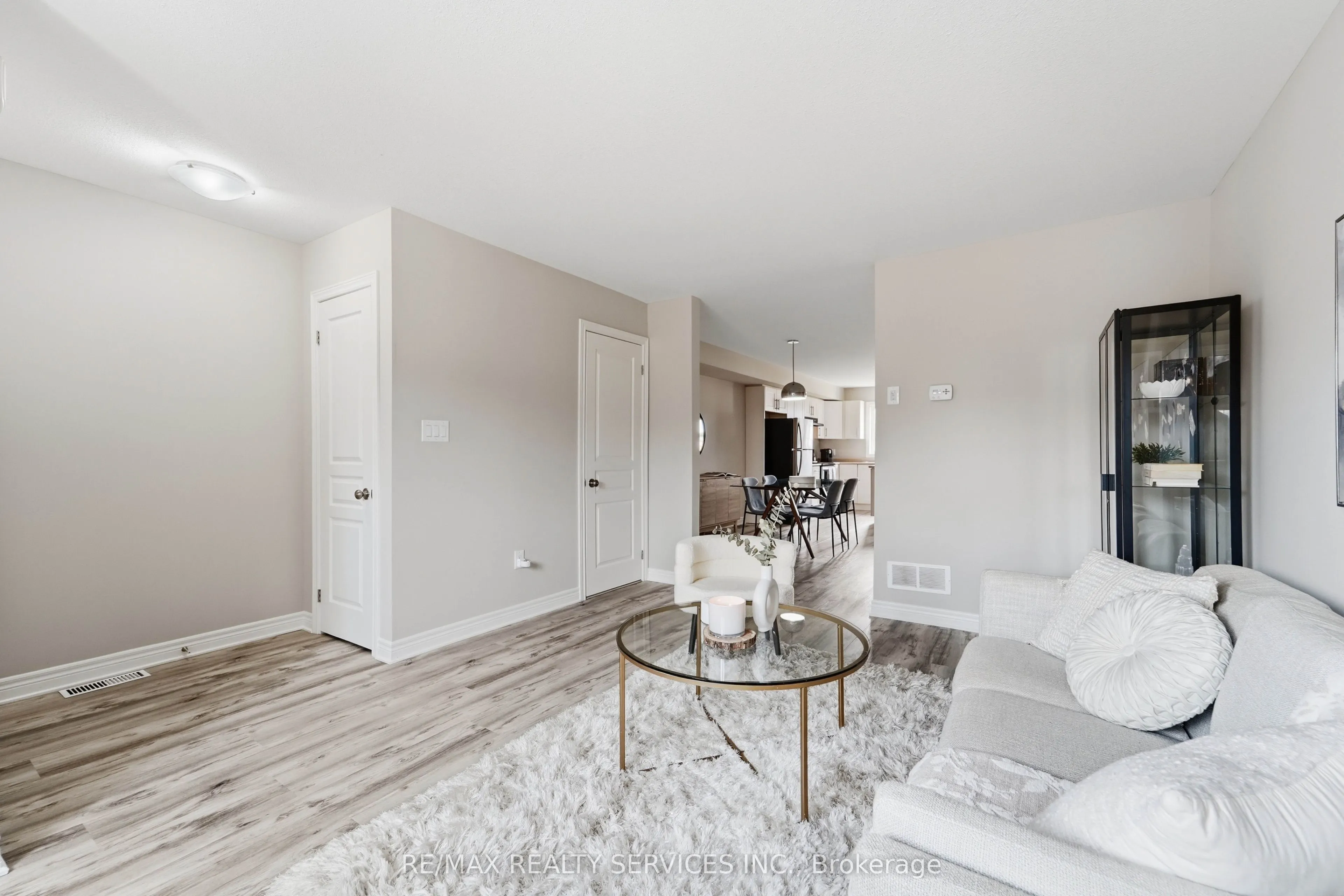 7768 Ascot Circle #5