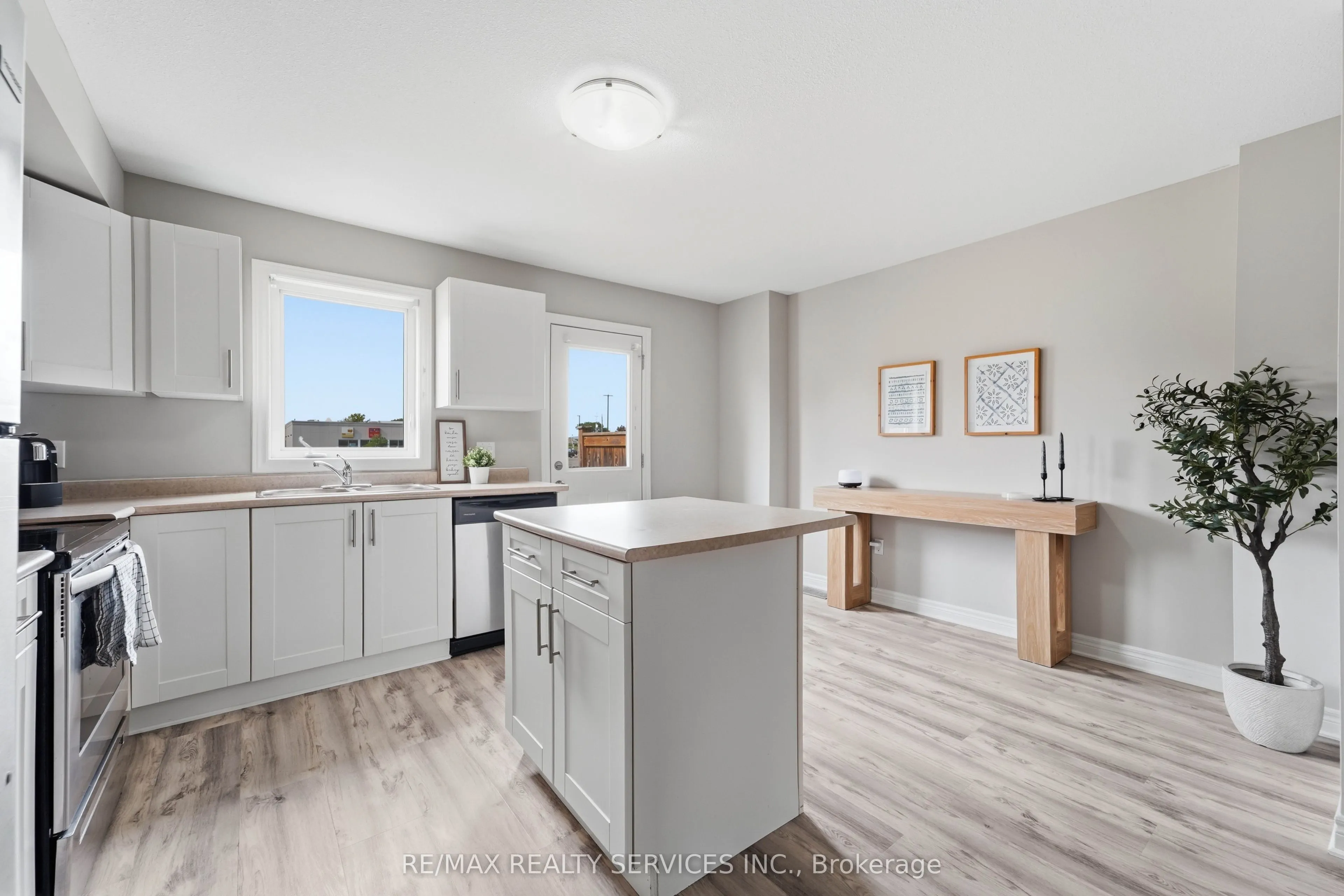 7768 Ascot Circle #5