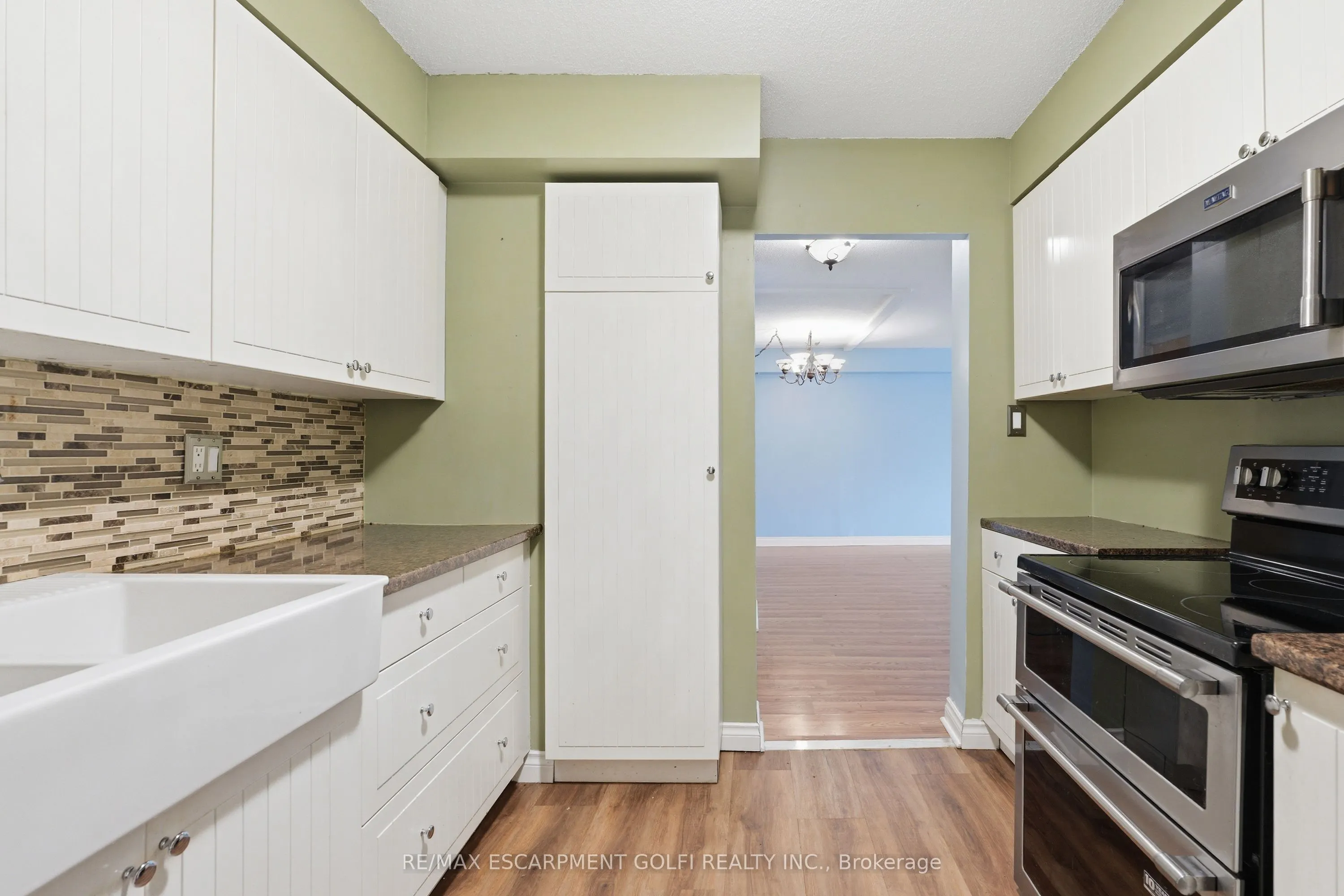 7 Gale Crescent #B3