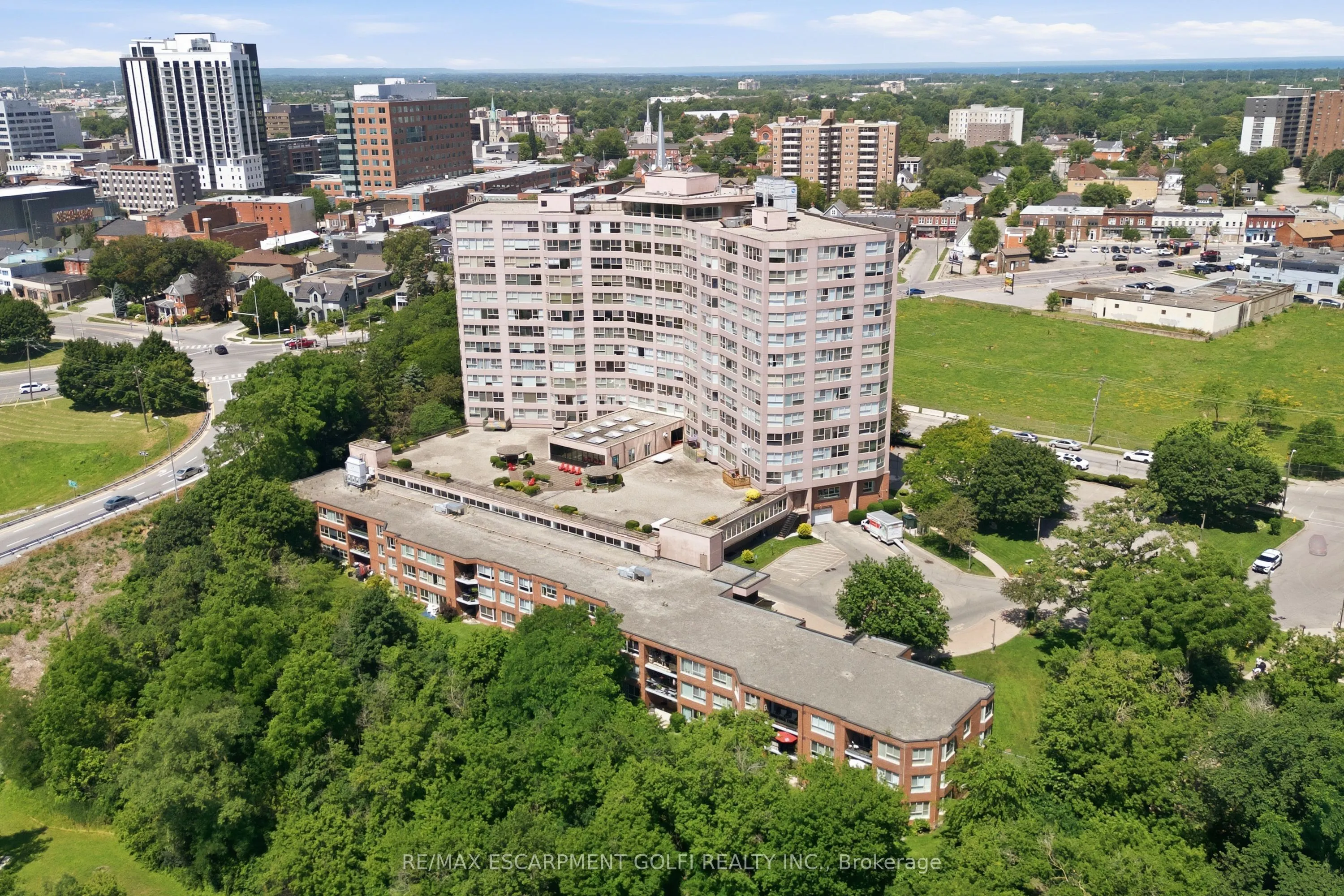 7 Gale Crescent #B3