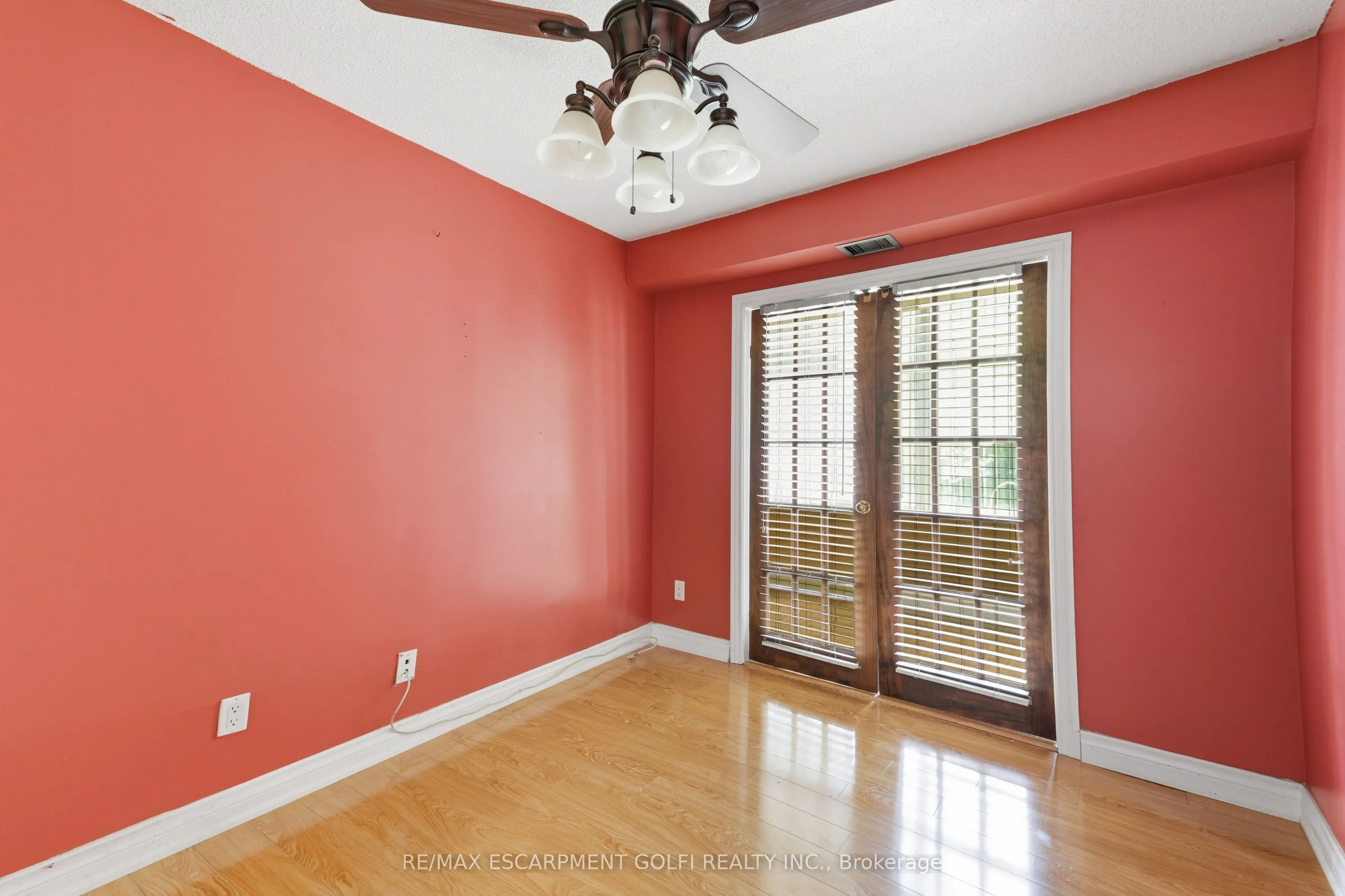 7 Gale Crescent #B3