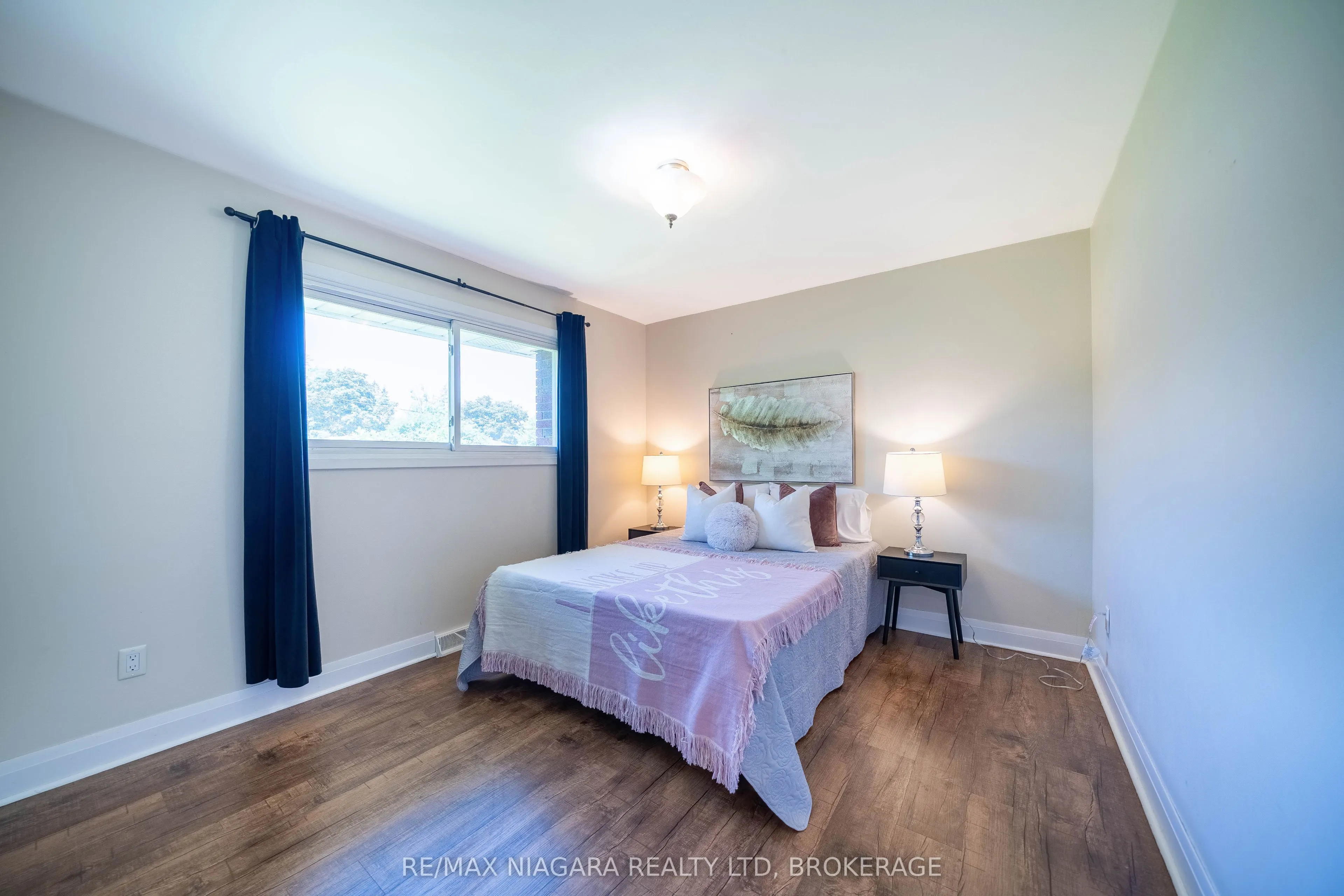 15 Springbank Drive