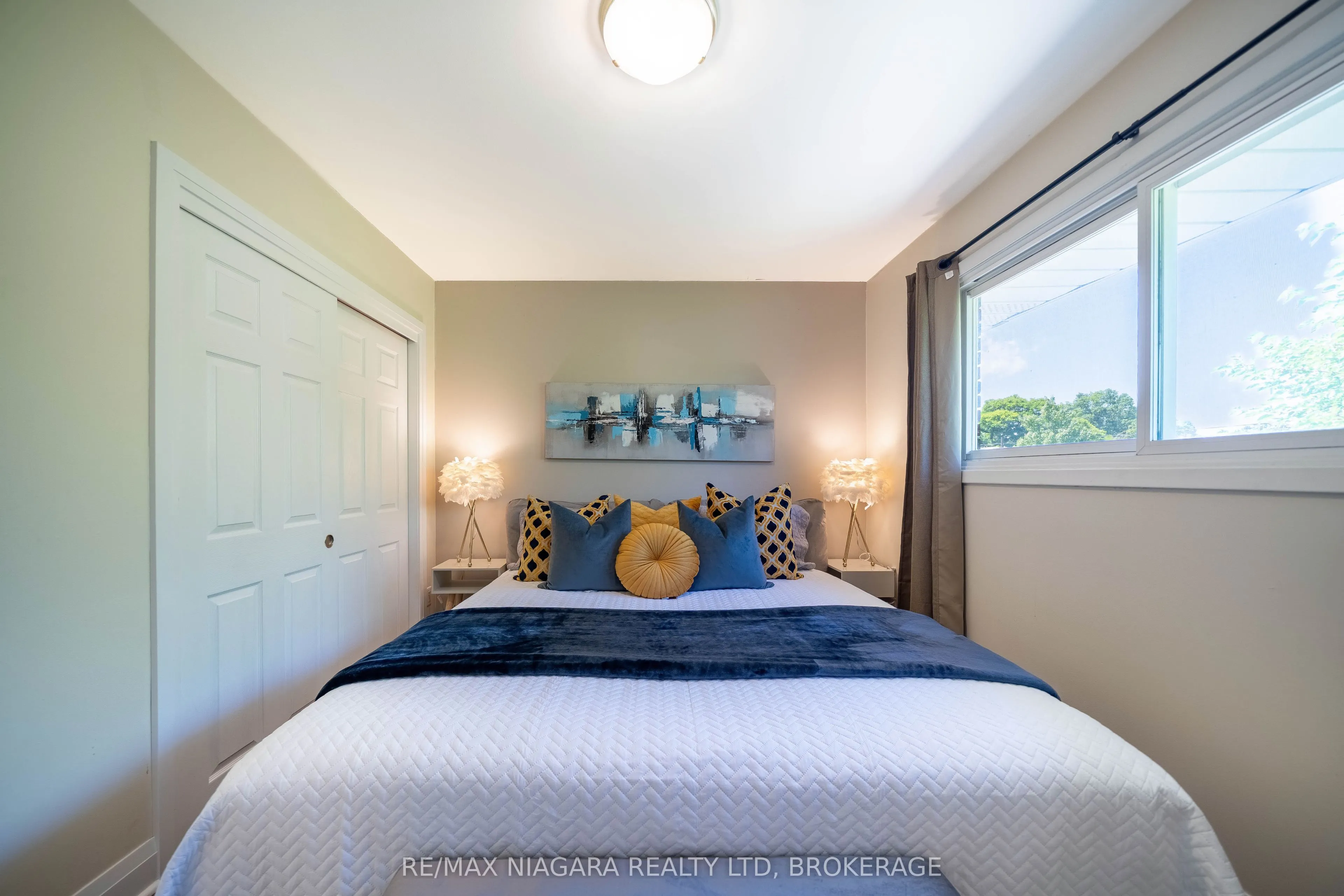 15 Springbank Drive